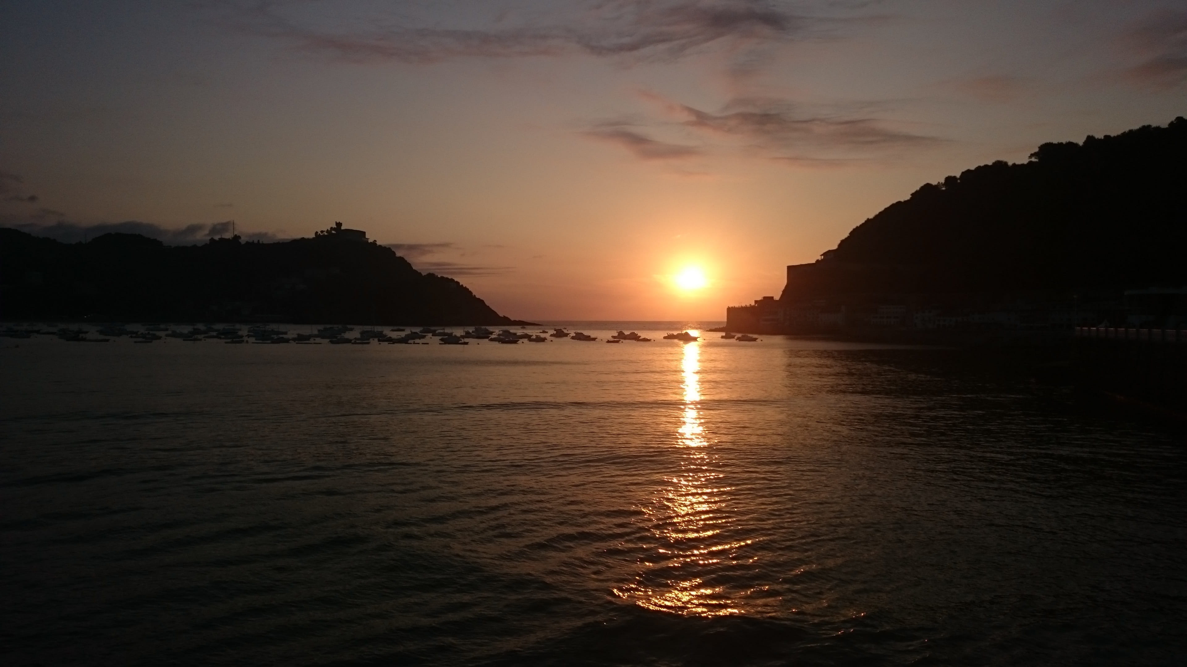 land, outdoors, sea, silhouette, 4K, nature, tranquility, cloud - sky, no people, San Sebastian, Promenade, beauty in nature, water, Spain, sunset, tranquil scene, HD Wallpaper