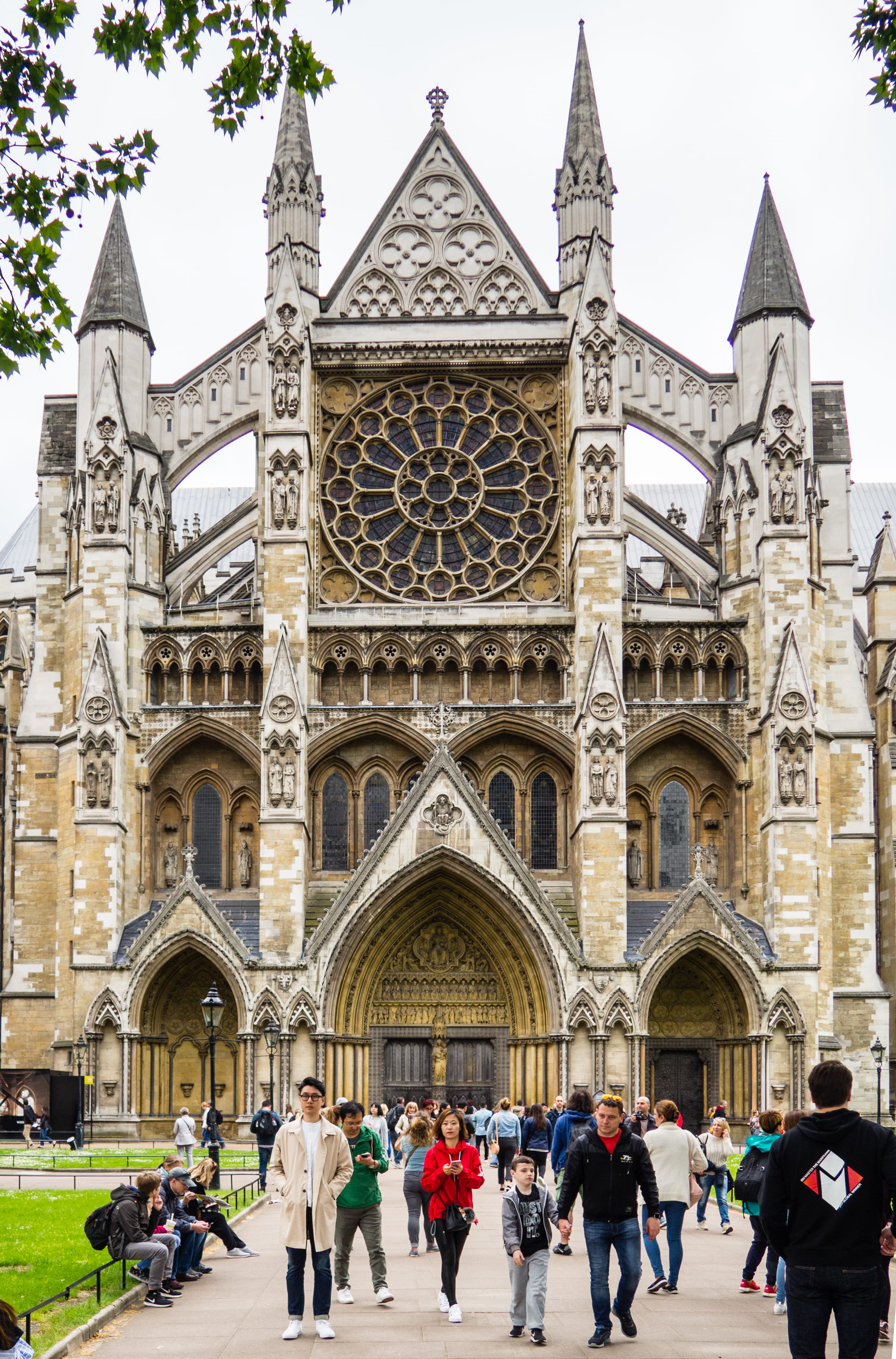 arch, westminster abbey, architecture, church, building, londen, large group of people, built structure, uk, group of people, united kingdom, spirituality, Phone HD Wallpaper