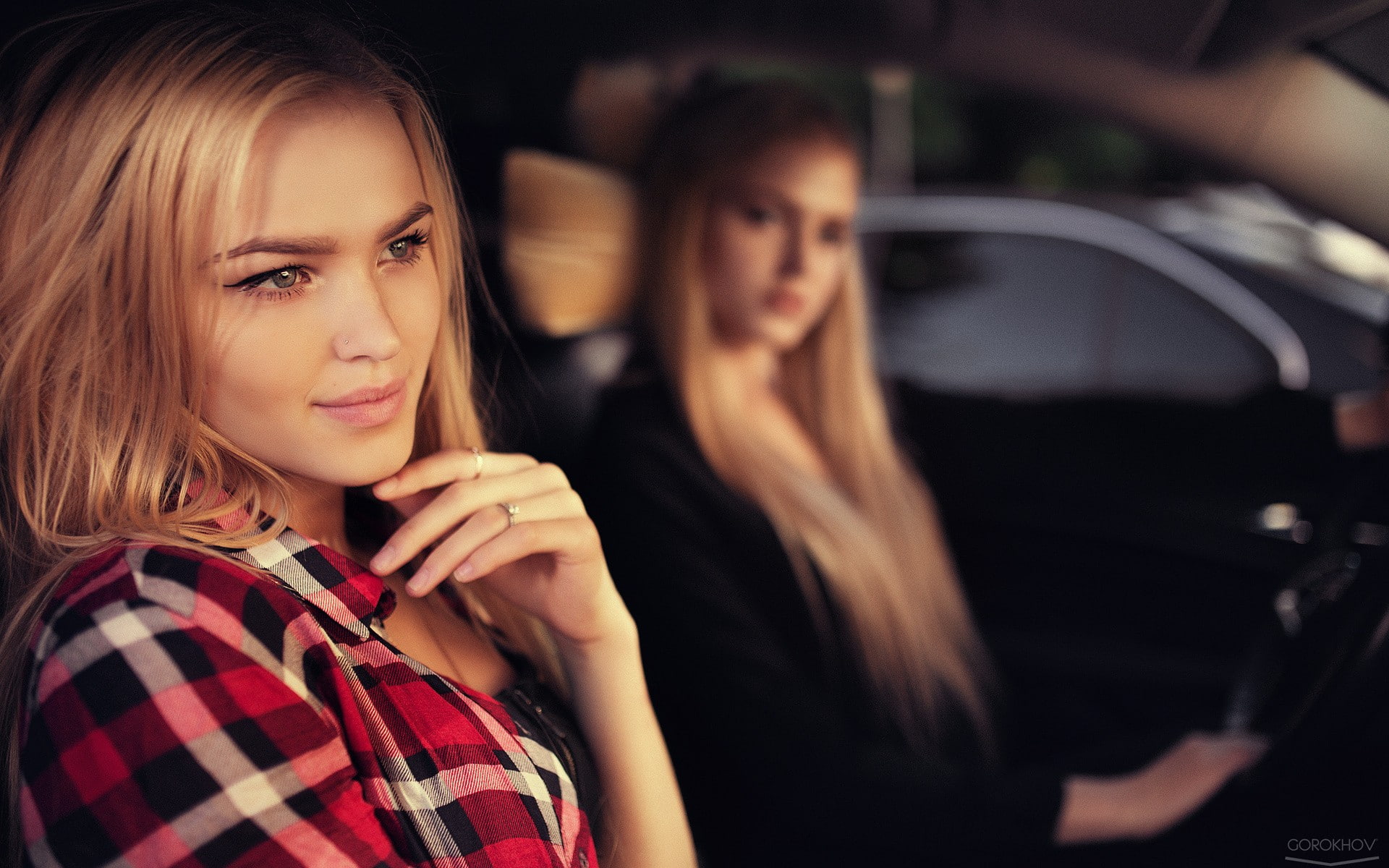Alla Emelyanova, 1080P, Ivan Gorokhov, two women, women, plaid shirt, sisters, model, Alena Emelyanova, twins, blonde, HD Wallpaper