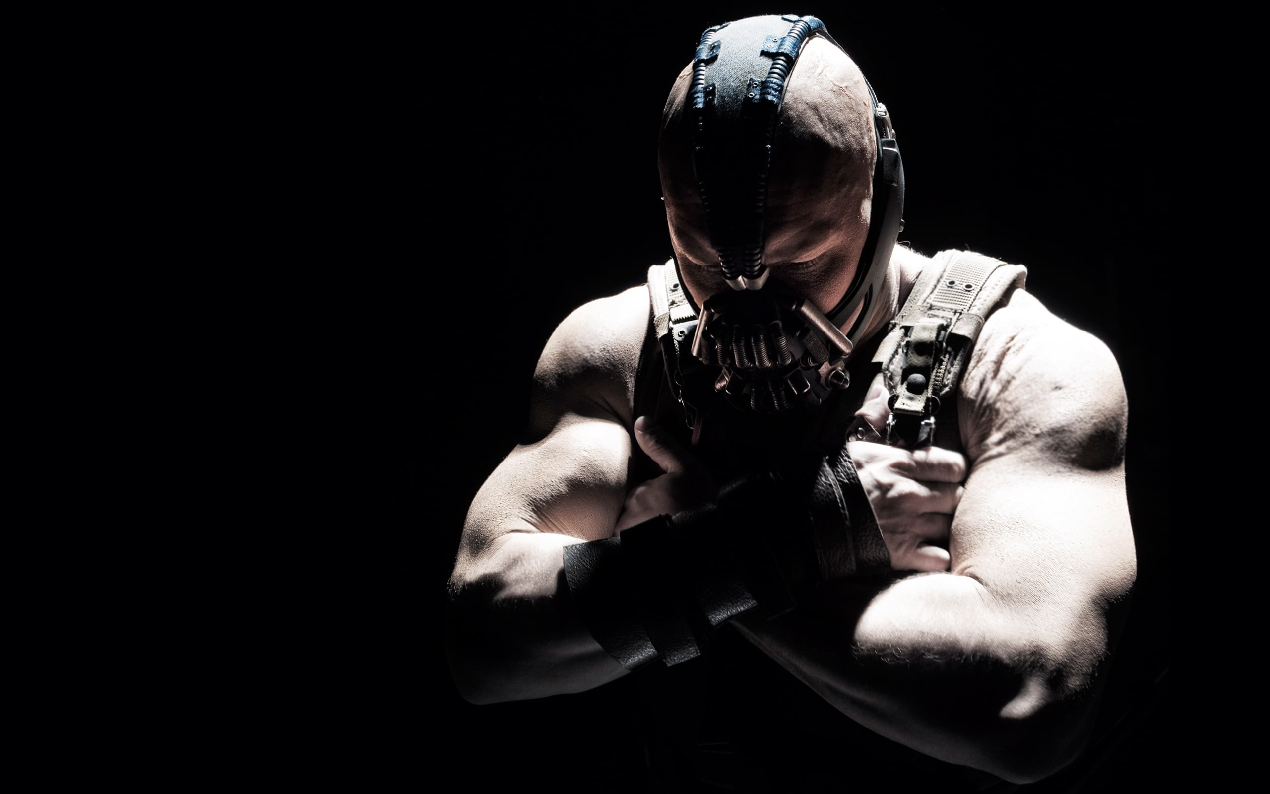 people, weapon, suit, danger, special Forces, shirtless, army Soldier, competitive Sport, The Dark Knight, 2K, Tom Hardy, males, black Color, one Person, HD Wallpaper