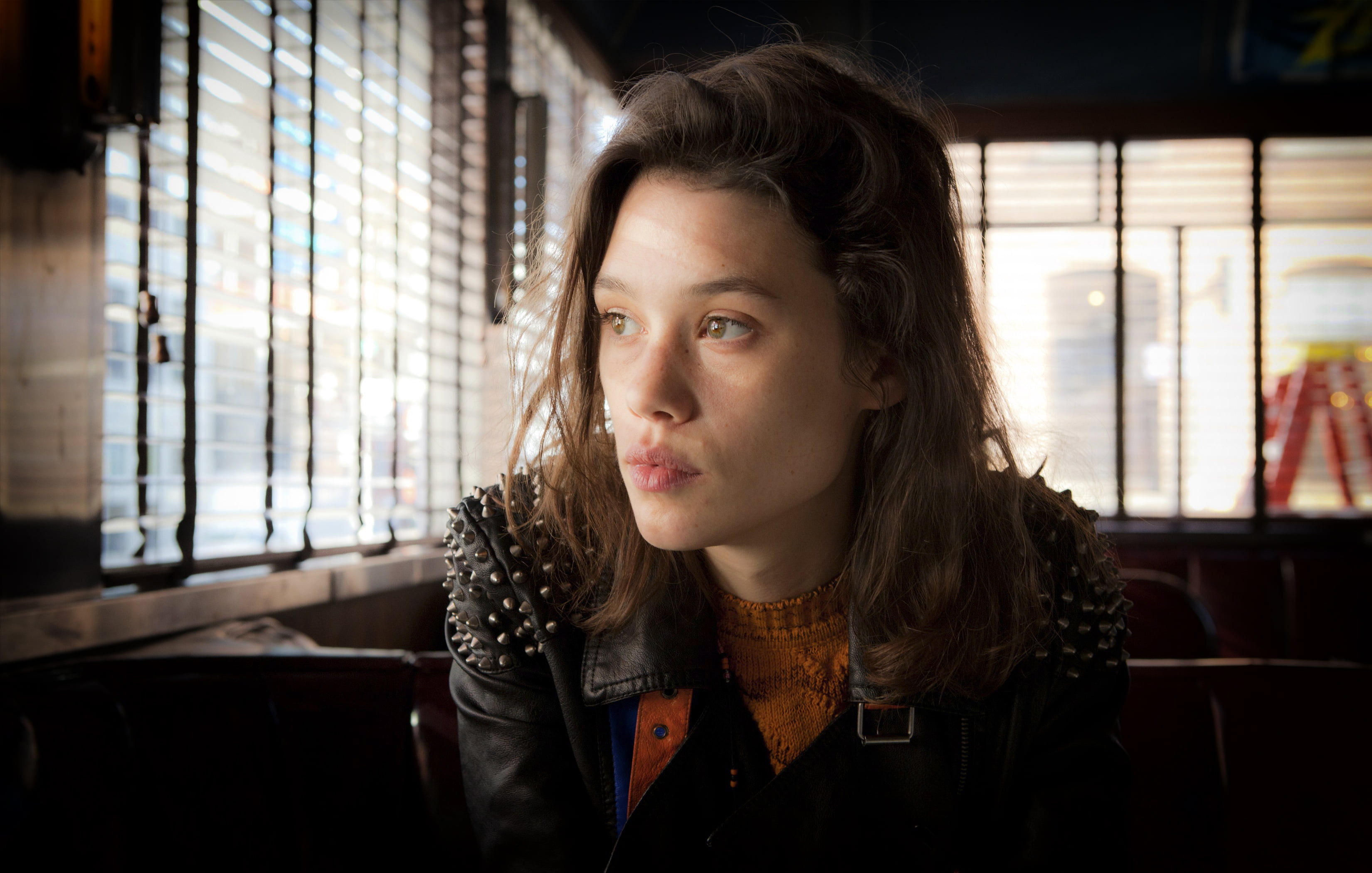headshot, loneliness, urban Scene, hair, waiting, young Adult, solitude, fashion, contemplation, only Women, beautiful, casual Clothing, young Women, window, HD Wallpaper