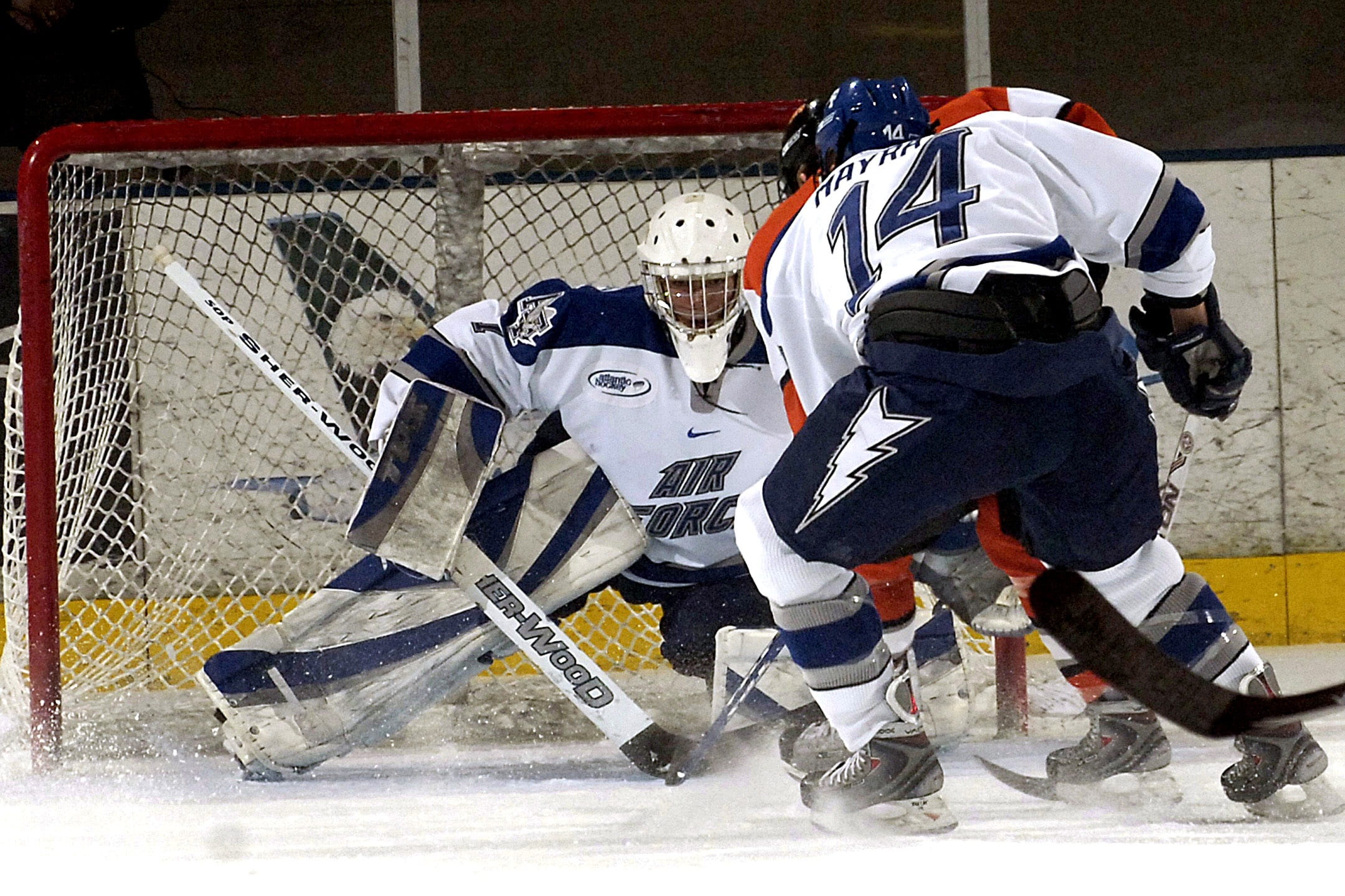 skating, goaltender, team Sport, sports Uniform, sticks, protection, helmet, game, padding, security, Ice Hockey, play, skate, sports Glove, goalkeeper, HD Wallpaper
