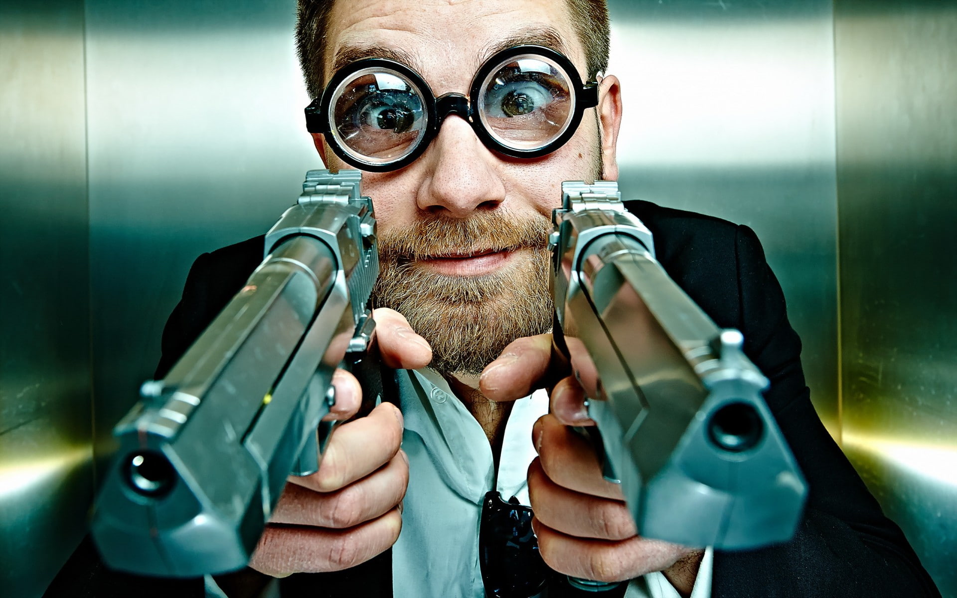 humor, males, 1080P, things, pistol, face, funny, People, weapons, guns, Glasses, handguns, men, eyes, HD Wallpaper