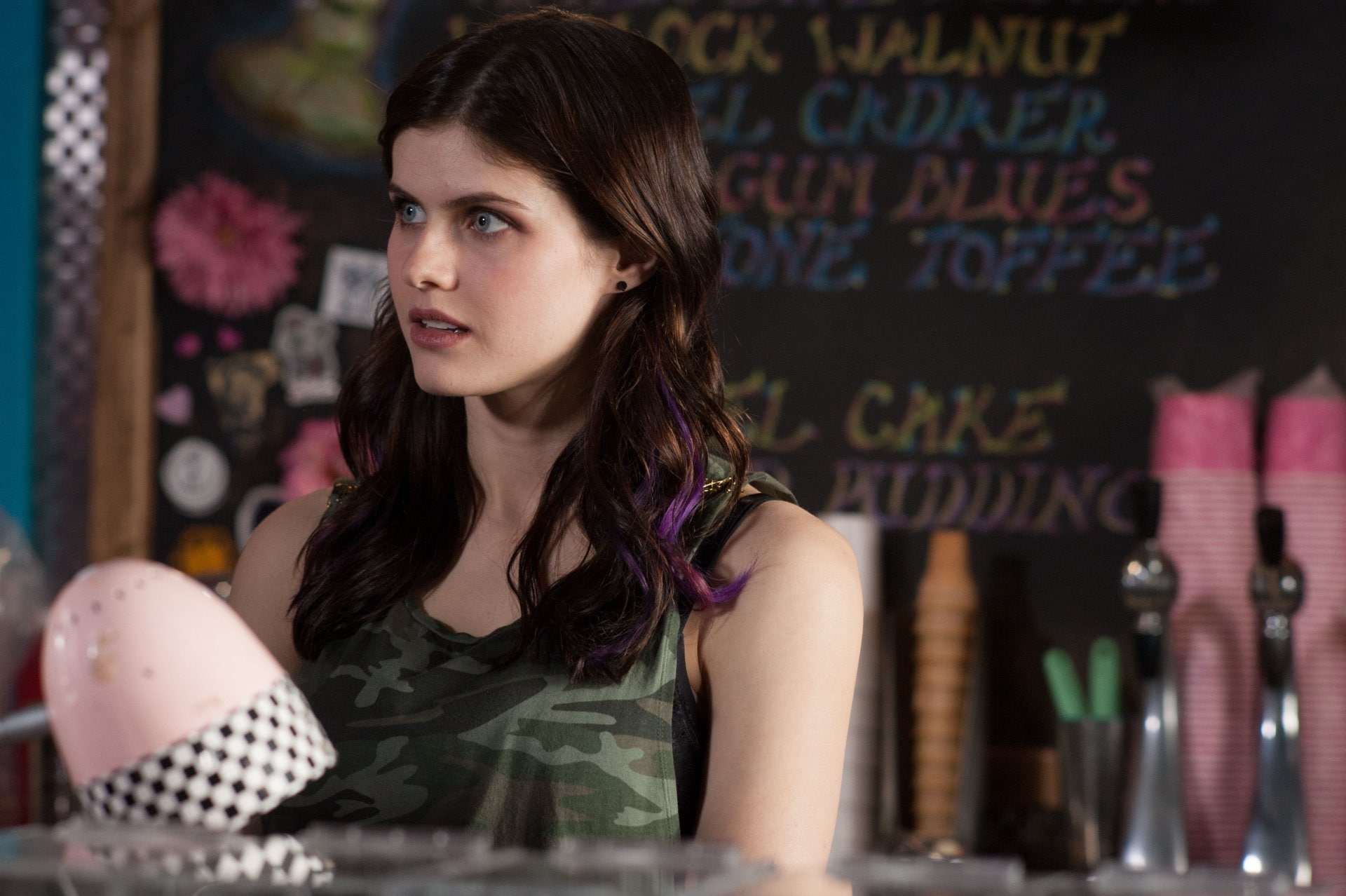 contemplation, headshot, Burying The Ex, small business, Alexandra Daddario, business, indoors, entrepreneur, Movie, hair, brown hair, beauty, hairstyle, HD Wallpaper