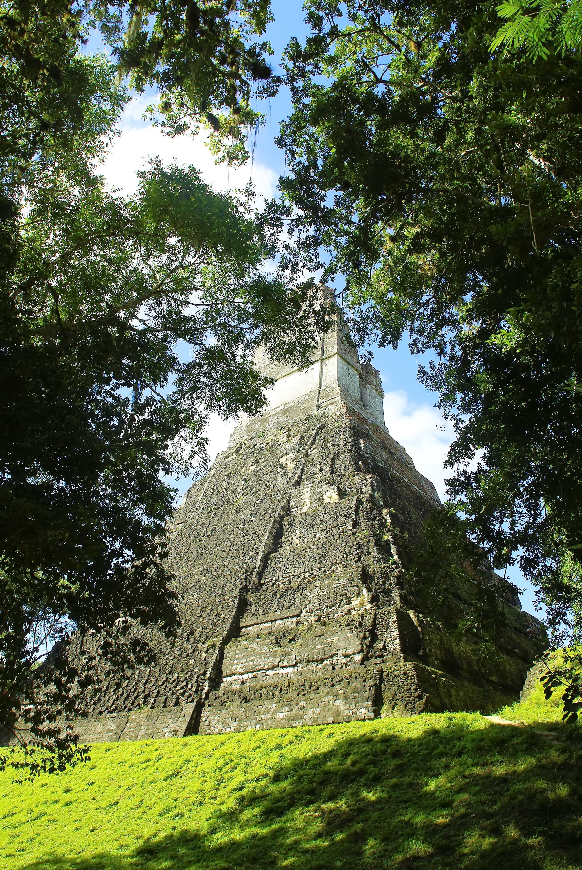 land, field, ancient civilization, sky, ruins, architecture, grass, great pyramid, building exterior, 2K, guatemala, columbian civilization, no people, Phone HD Wallpaper