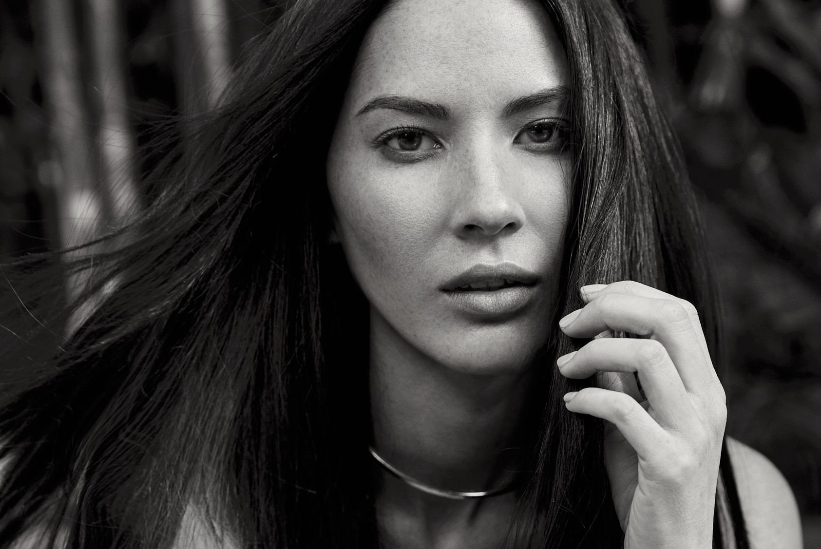 Actresses, Monochrome, Actress, Olivia Munn, 720P, HD Wallpaper