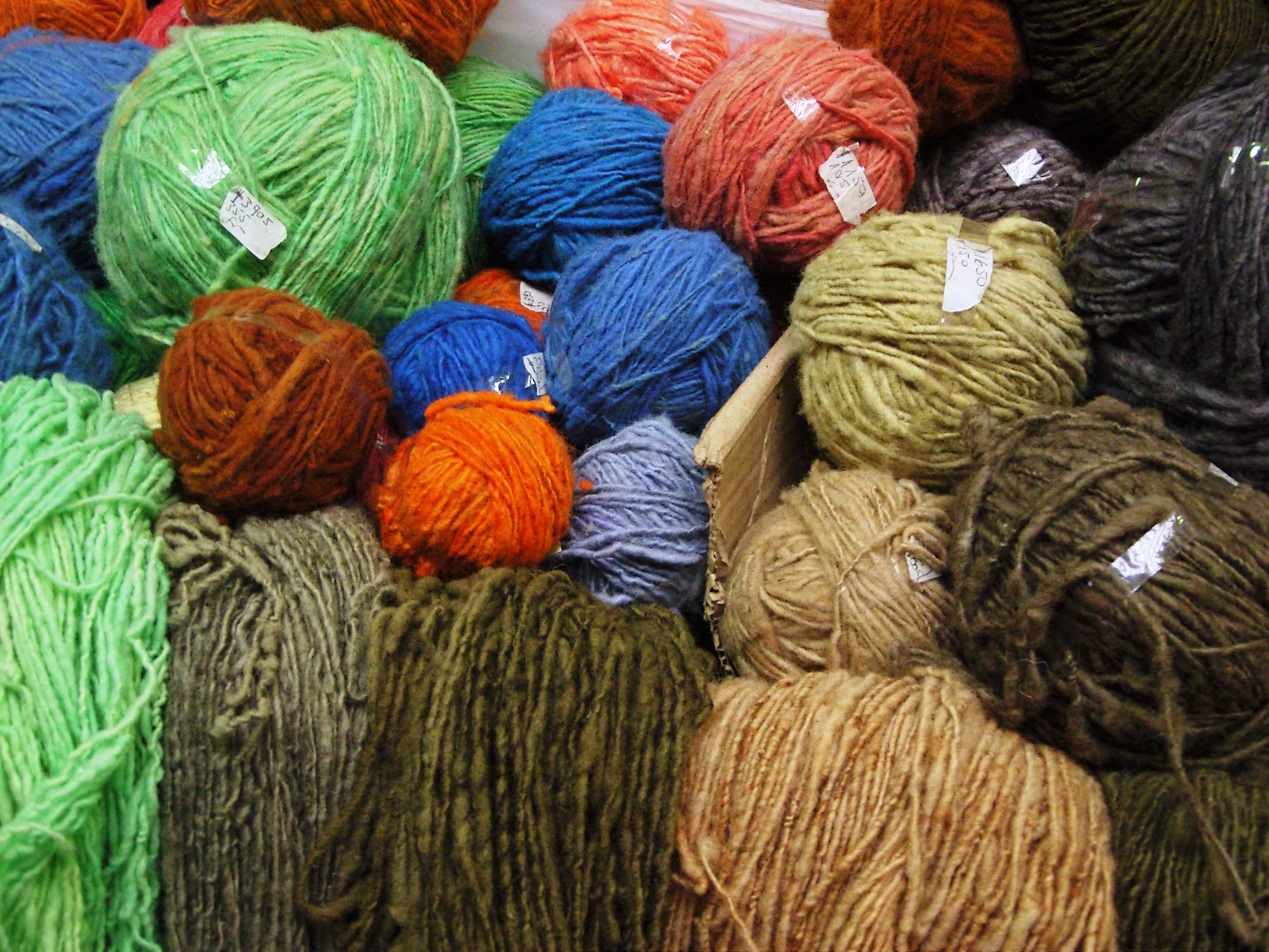 softness, choice, sphere, chiloé, material, craft, backgrounds, creativity, full frame, multi colored, textile, texture, chile, colors, wool, 2K, variation, HD Wallpaper