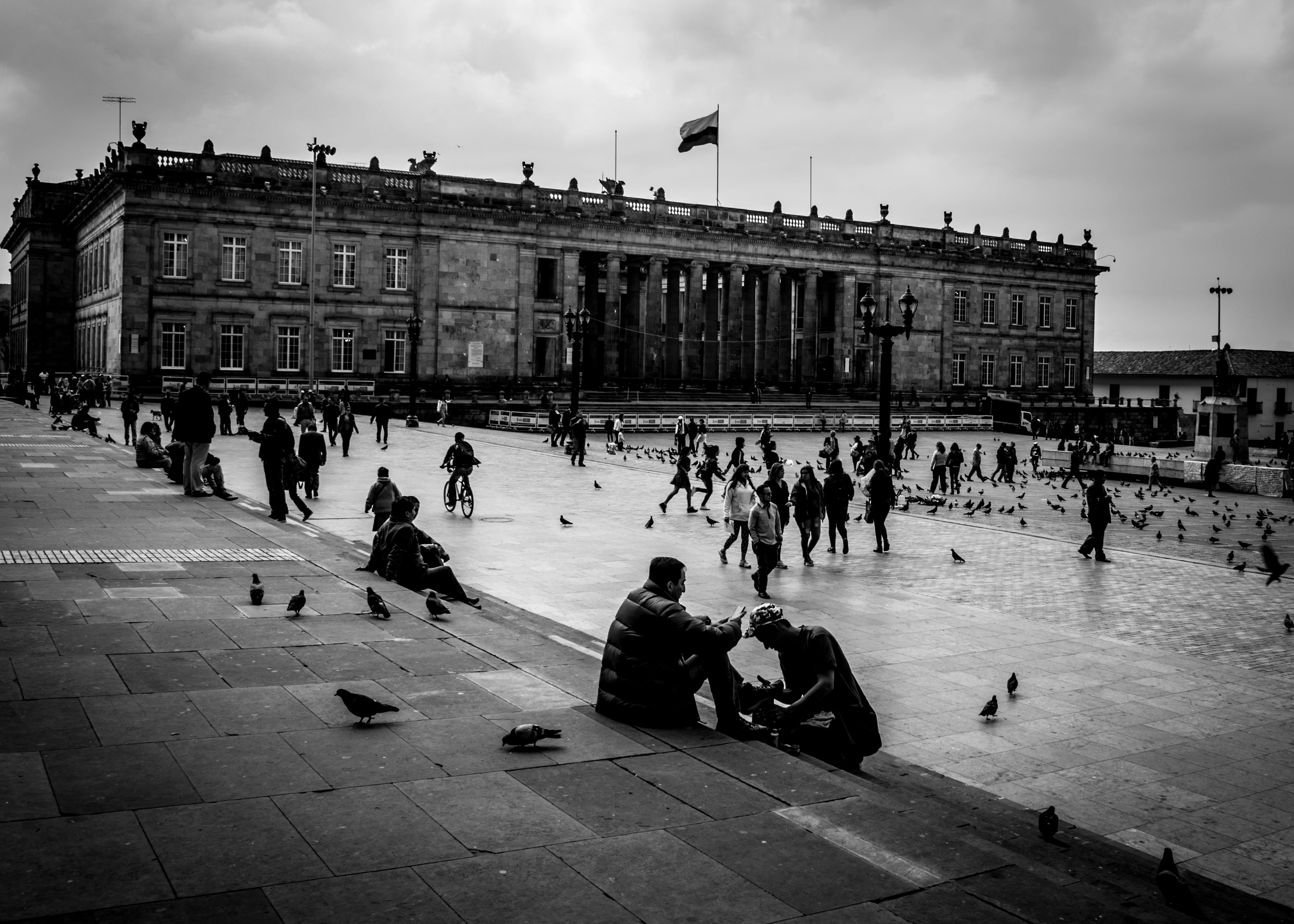 colombia, architecture, men, real people, la candelaria, candelaria, cloud - sky, large group of people, sky, building exterior, tourism, built structure, HD Wallpaper