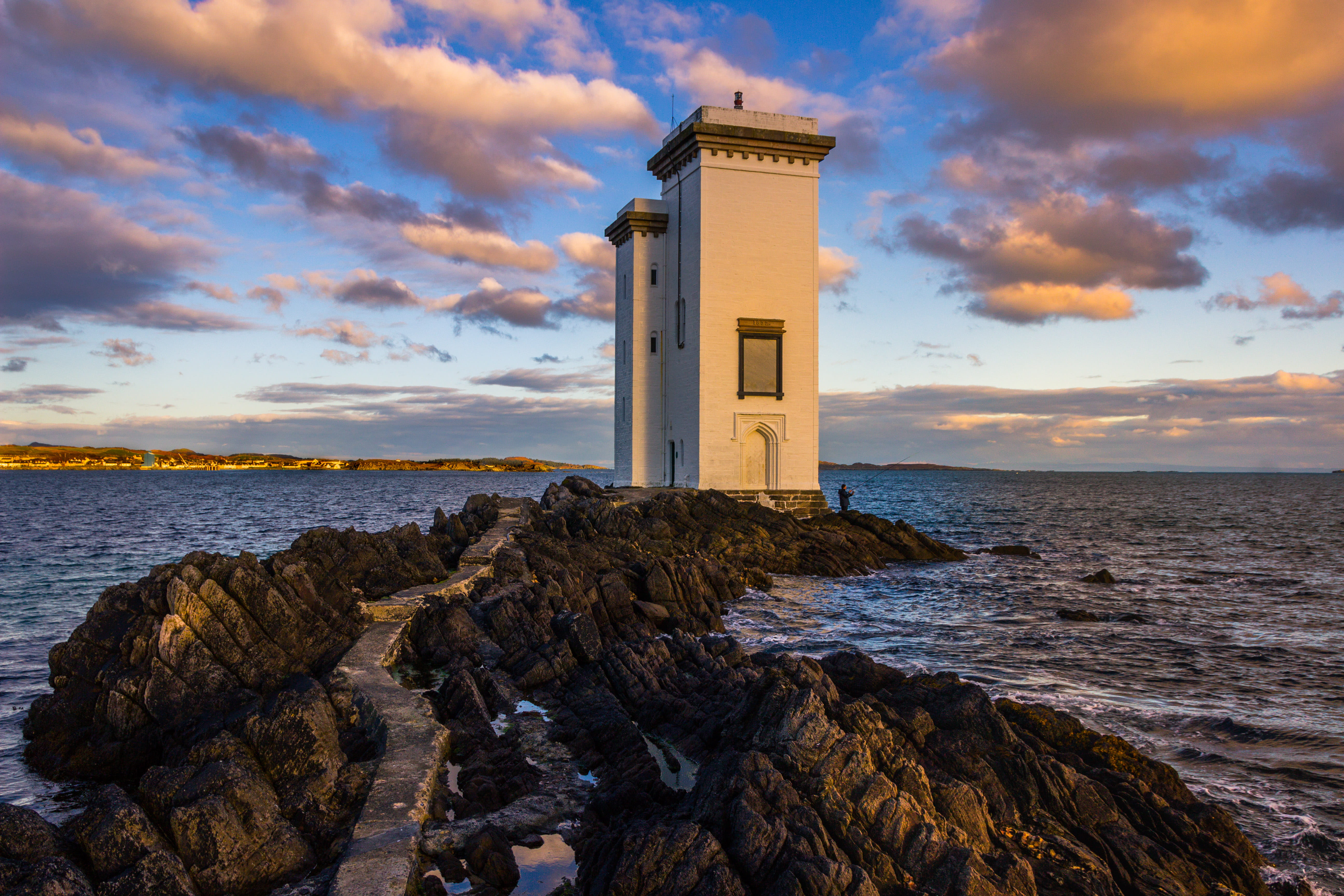 water, promontory, Isle of Islay, tower, beacon, rock - object, solid, outdoors, guidance, building exterior, rock, rocks, cloud - sky, scenics - nature, HD Wallpaper