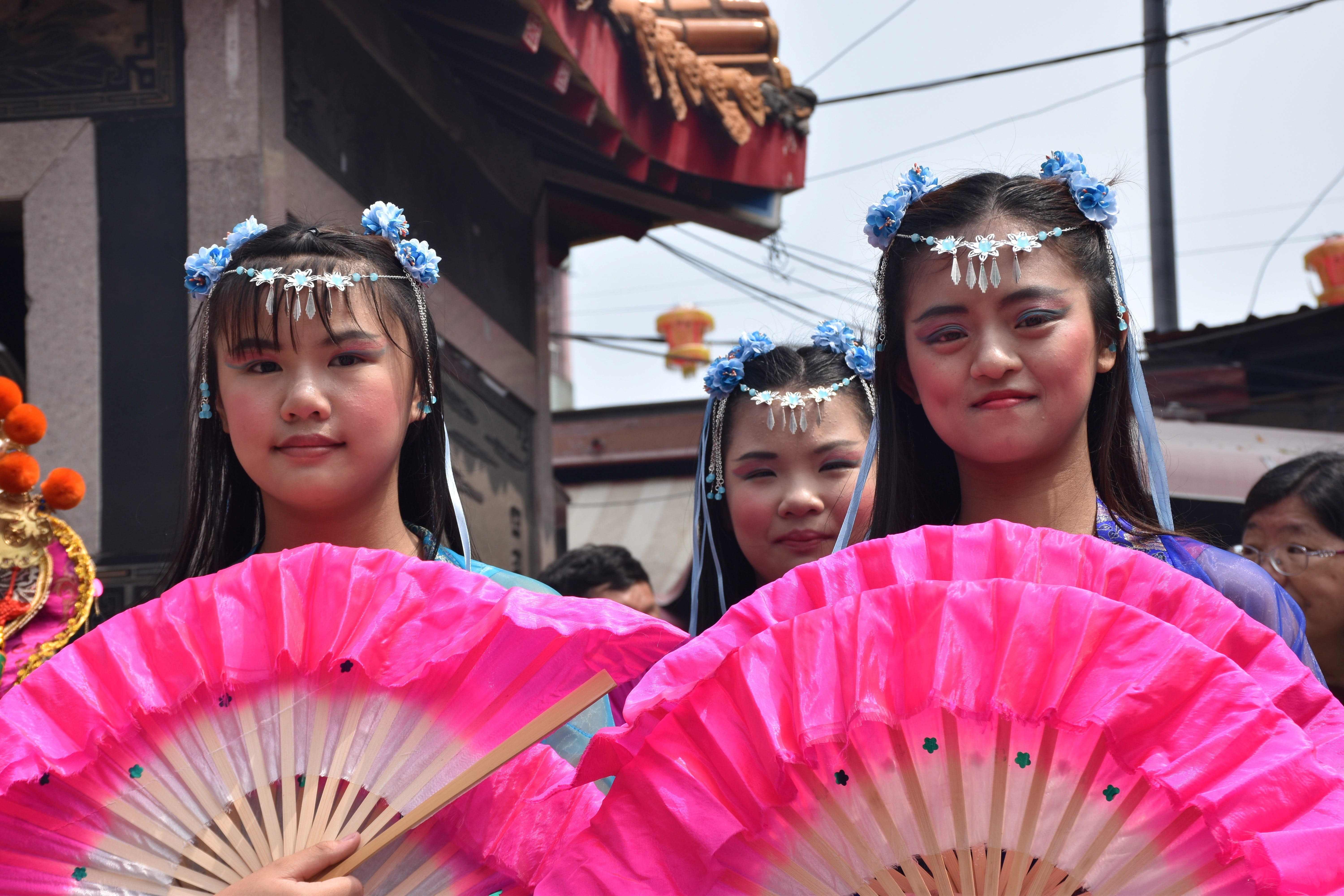 5K, female, clothing, festival, traditional clothing, child, temple, childhood, portrait, women, lifestyles, day, headwear, asian, leisure activity, girls, HD Wallpaper