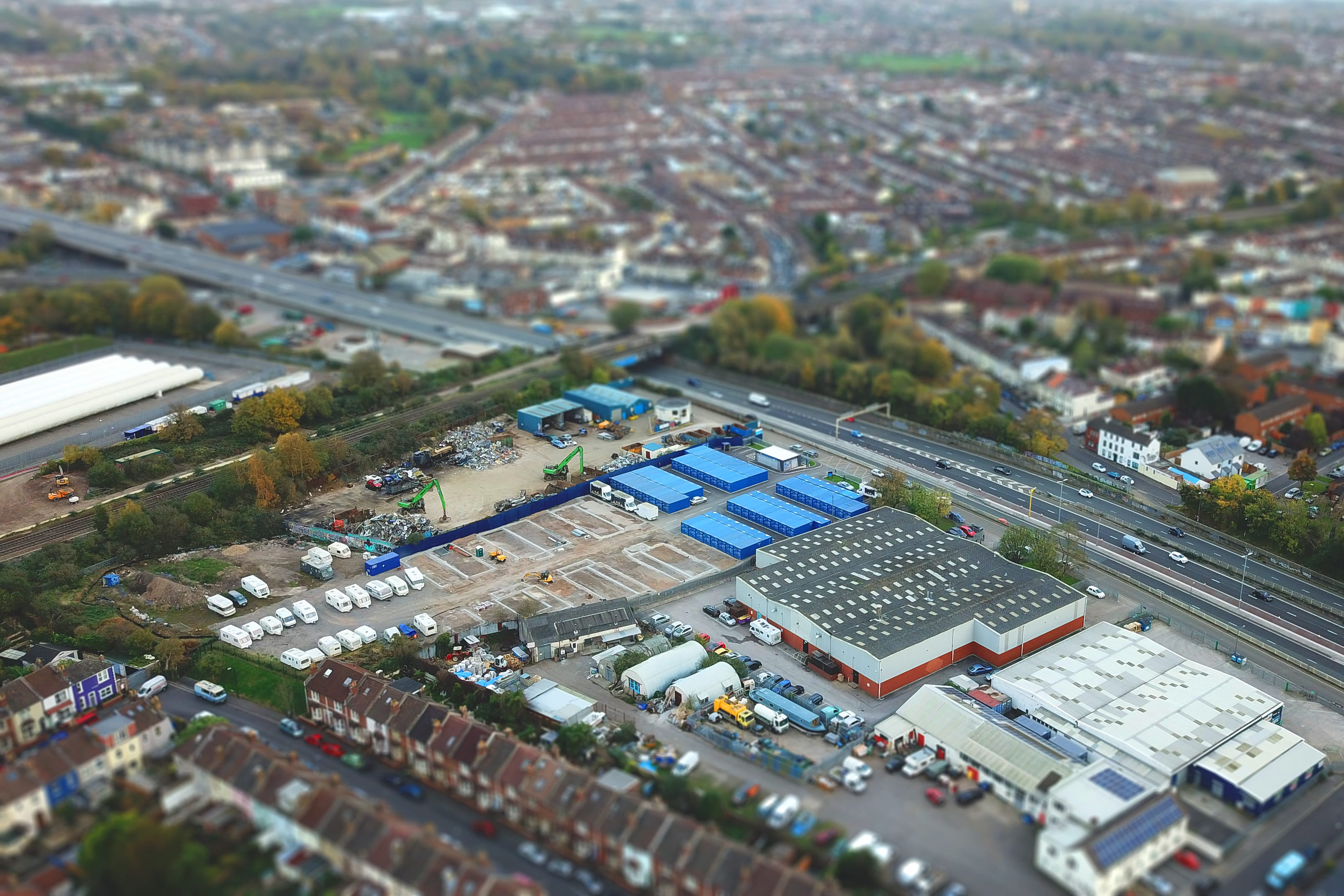 residential district, warehouse, transportation, aerial view, united kingdom, crowded, crowd, city, nature, 2K, mode of transportation, toy-camera, roads, HD Wallpaper