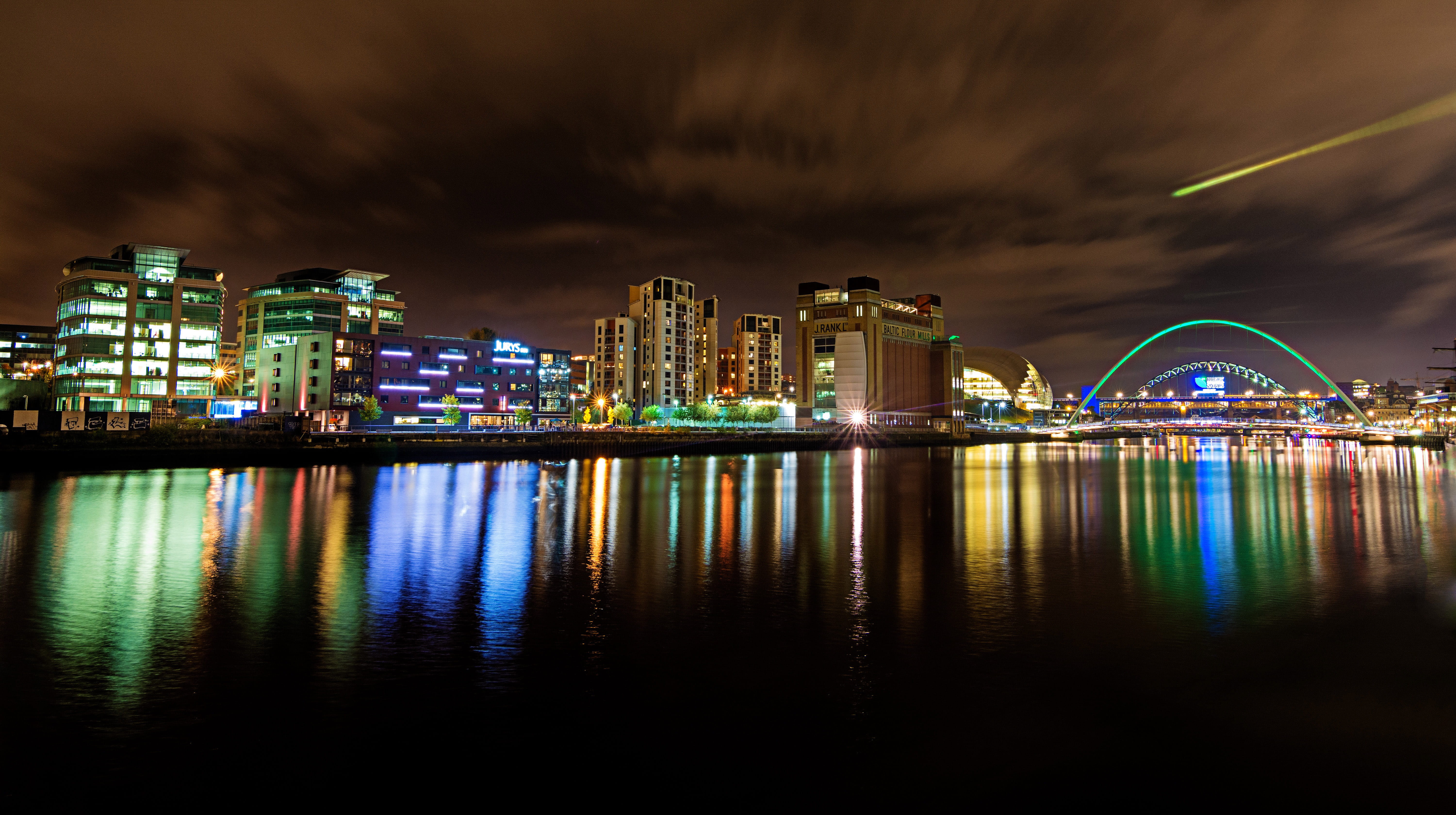 water, urban Skyline, reflection, England, modern, Night, outdoors, multi colored, skyscraper, 5K, landscape, illuminated, cityscape, dusk, famous Place, HD Wallpaper