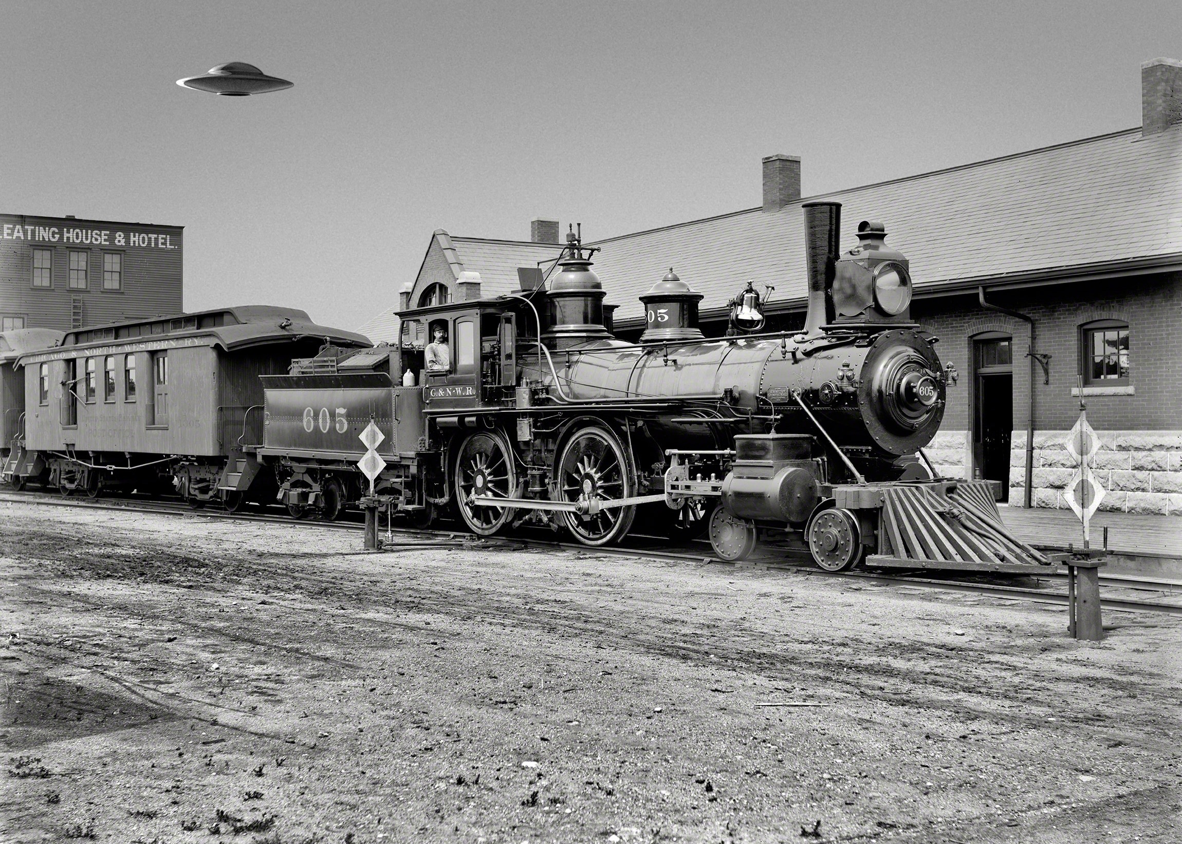 history, ufo, track, old-fashioned, black And White, grayscale, clear sky, day, building exterior, nature, train - vehicle, shunting yard, railroad Track, HD Wallpaper