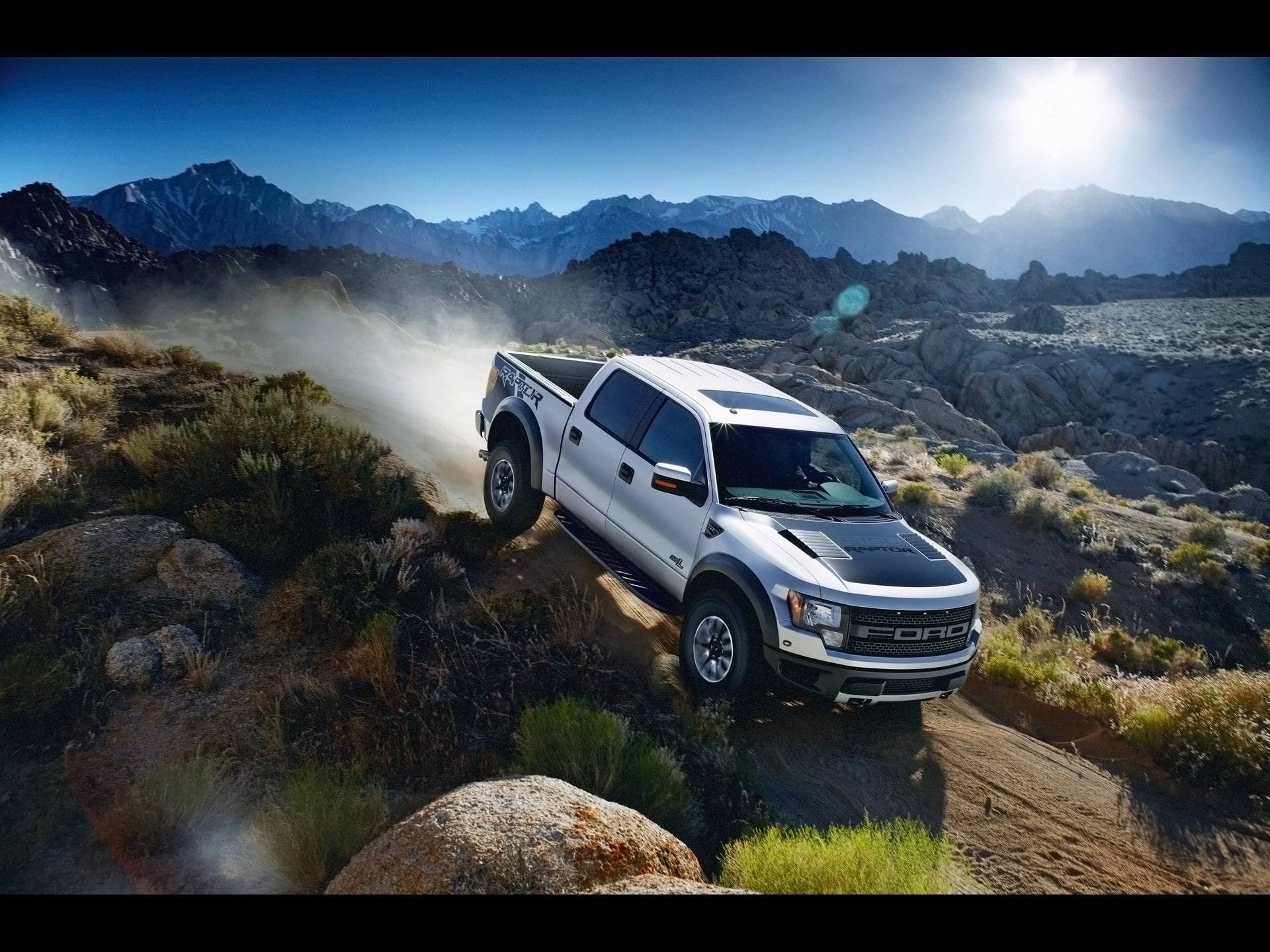 truck, 1080P, ford, desert, sunlight, landscape, raptor, hd, cars, HD Wallpaper