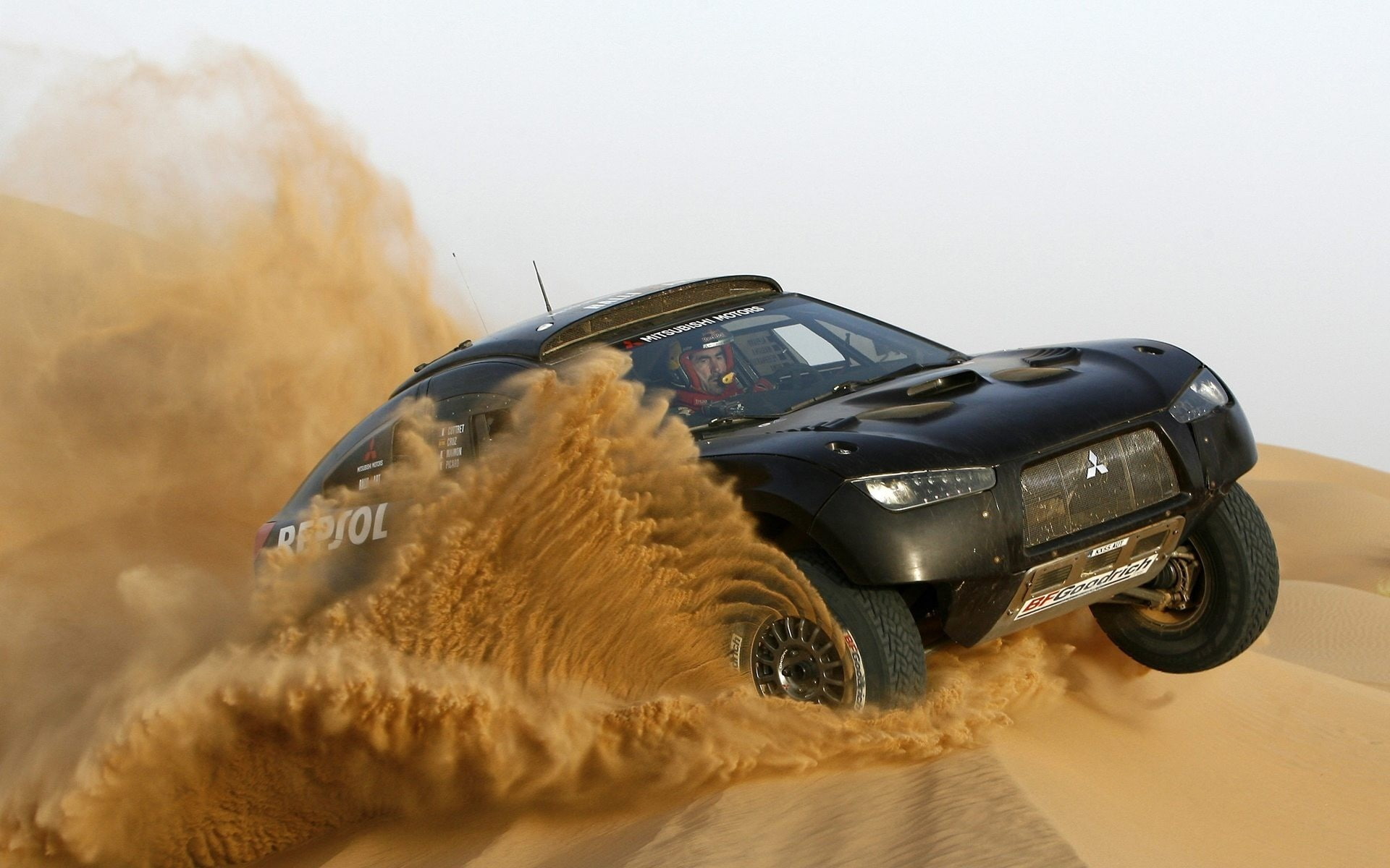 mitsubishi, sand, cars, desert, 1080P, truck, jump, hd, HD Wallpaper