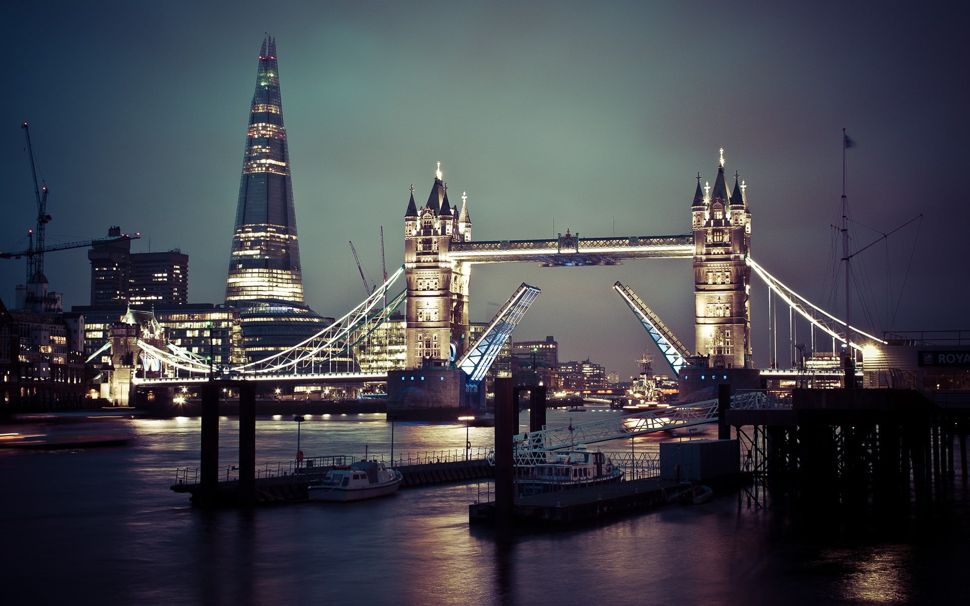 1080P, london, dawn, city, architecture, Light, skyscrapers, art, hd, downtown, ships, water, england, metropolis, night, bridges, cityscapes, HD Wallpaper