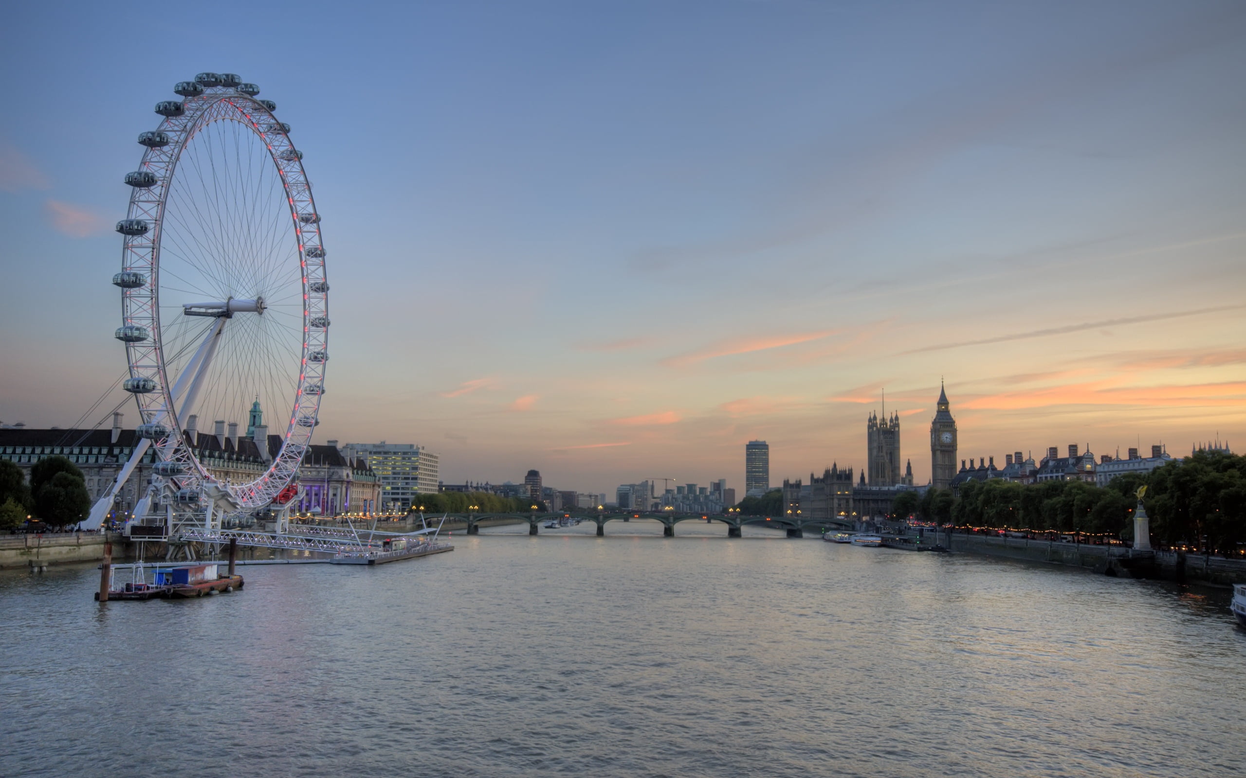 england, outdoors, international Landmark, urban Skyline, wheel, ferris, dusk, city, sunset, arts culture and entertainment, passenger craft, capital Cities, HD Wallpaper