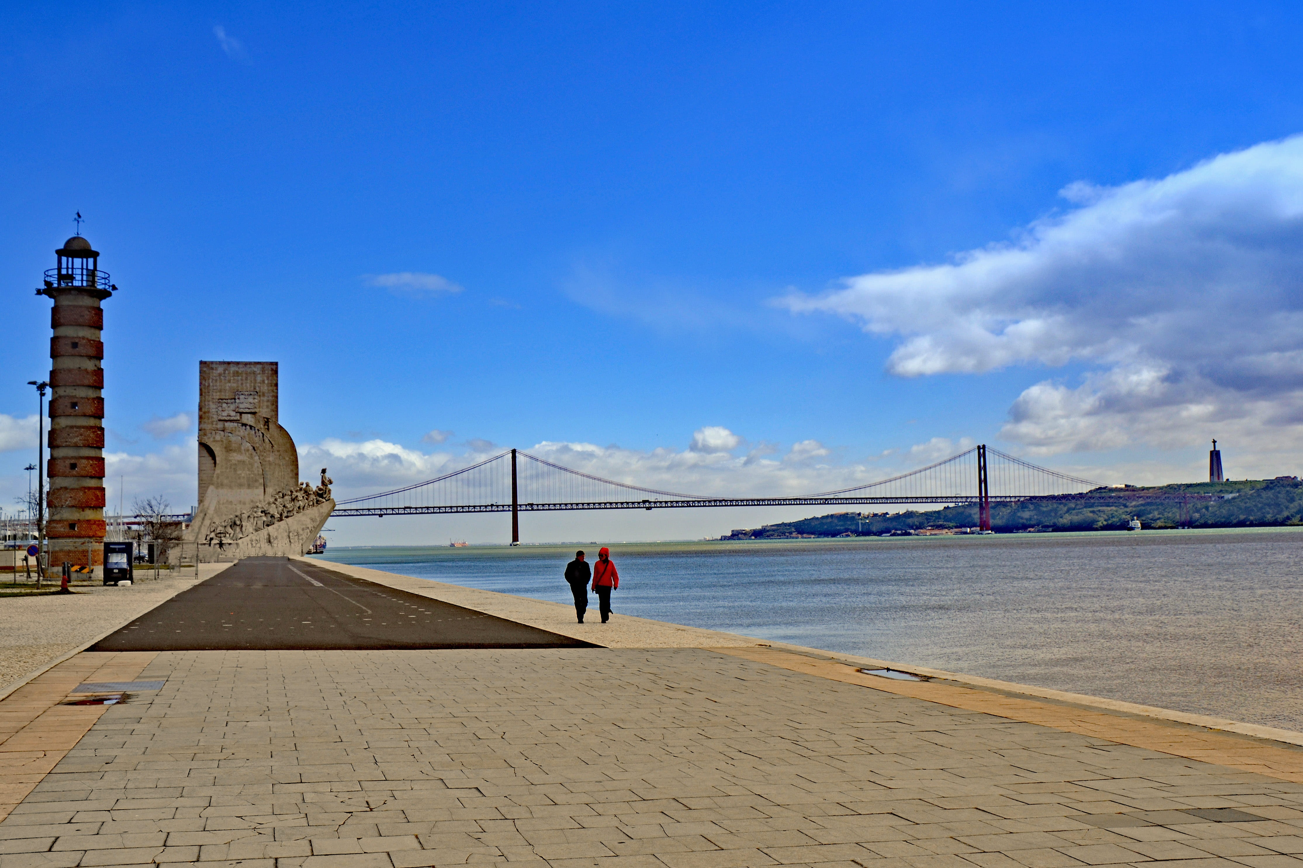 heinrich, outdoors, architecture, urban Scene, vasco da gama, cloud - sky, 4K, discoveries, beach, water, lighthouse, day, sand, one person, uSA, river, HD Wallpaper