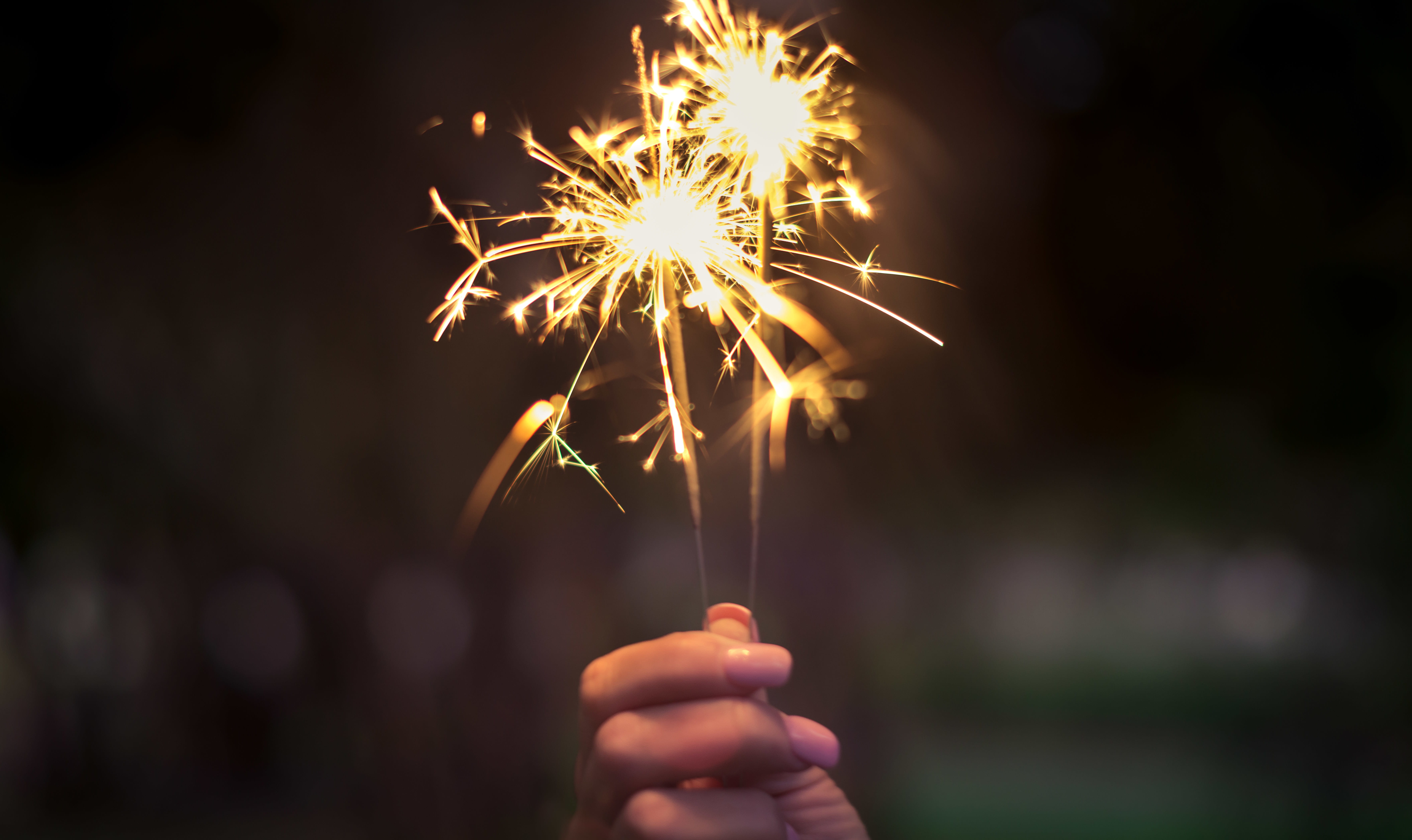 new years eve, flame, burnt, event, motion, luminescence, evening, bright, glare, fireworks, sparkler, firework, gold, sparks, festival, hot, burning, glowing, HD Wallpaper
