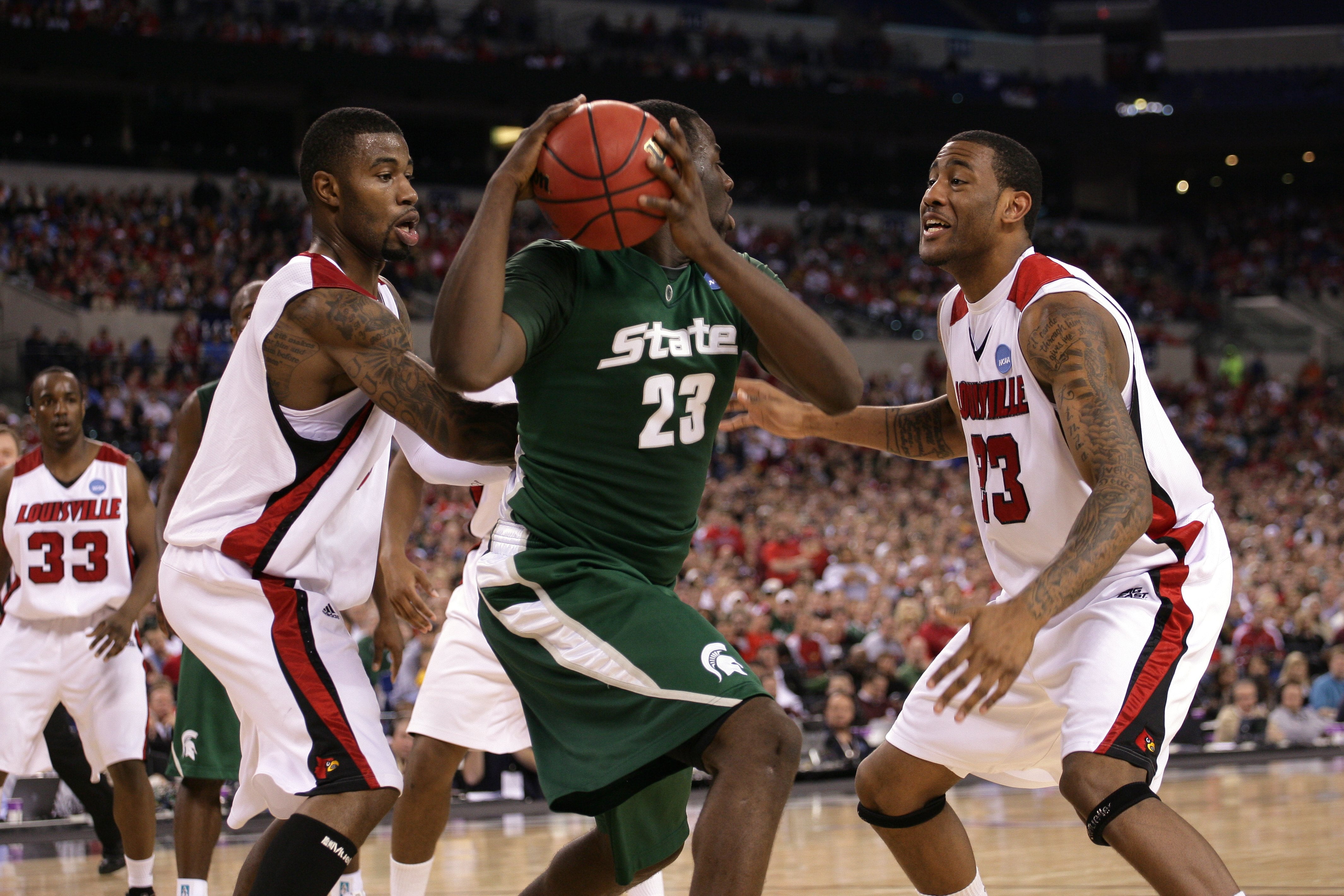 versus, competitive Sport, young Adult, ball, caucasian Ethnicity, exercising, green, michigan state, group Of People, motion, sport, determination, draymond, HD Wallpaper