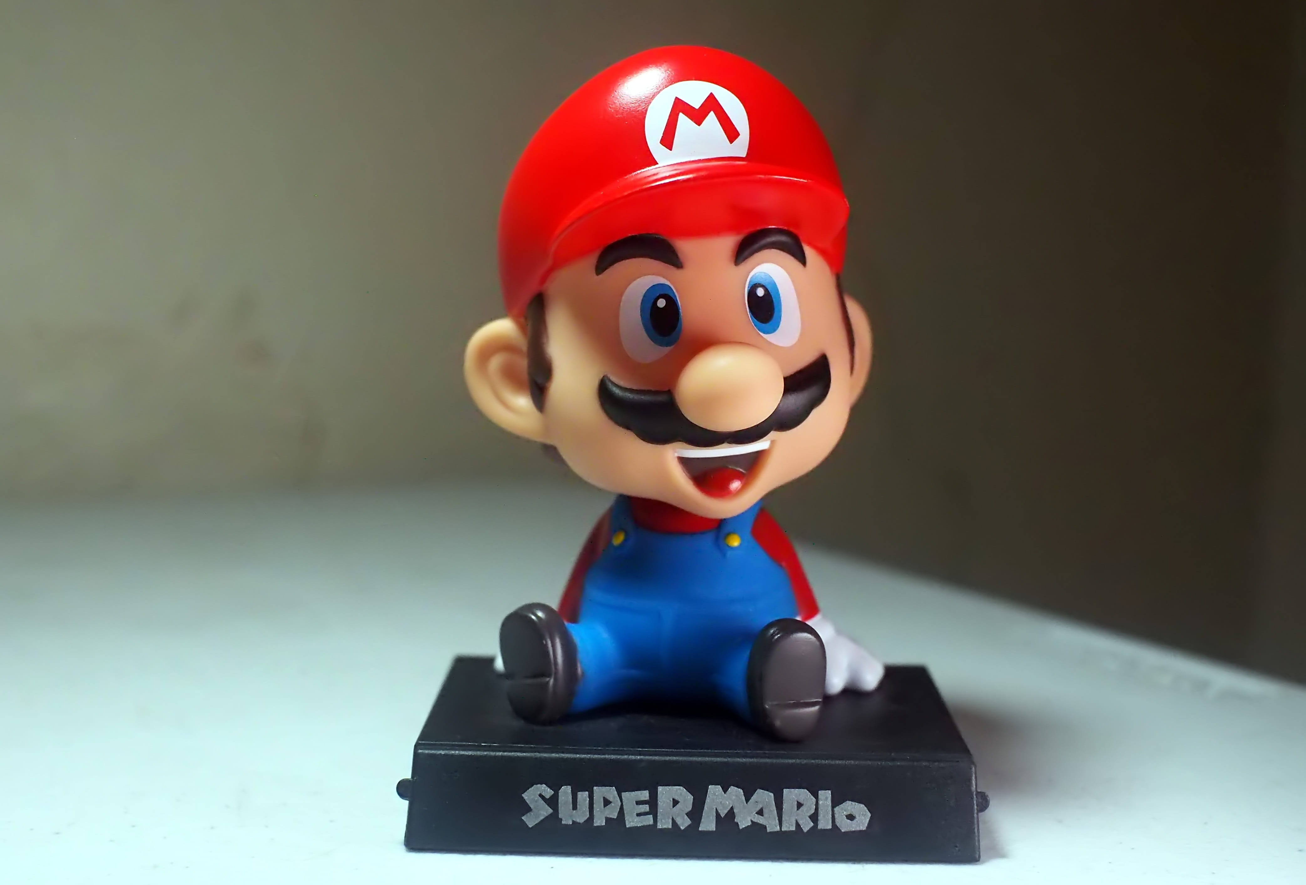 icon, mario, figure, number, representation, table, turquoise colored, anime, red, game, toy, communication, western script, close-up, art and craft, indoors, HD Wallpaper