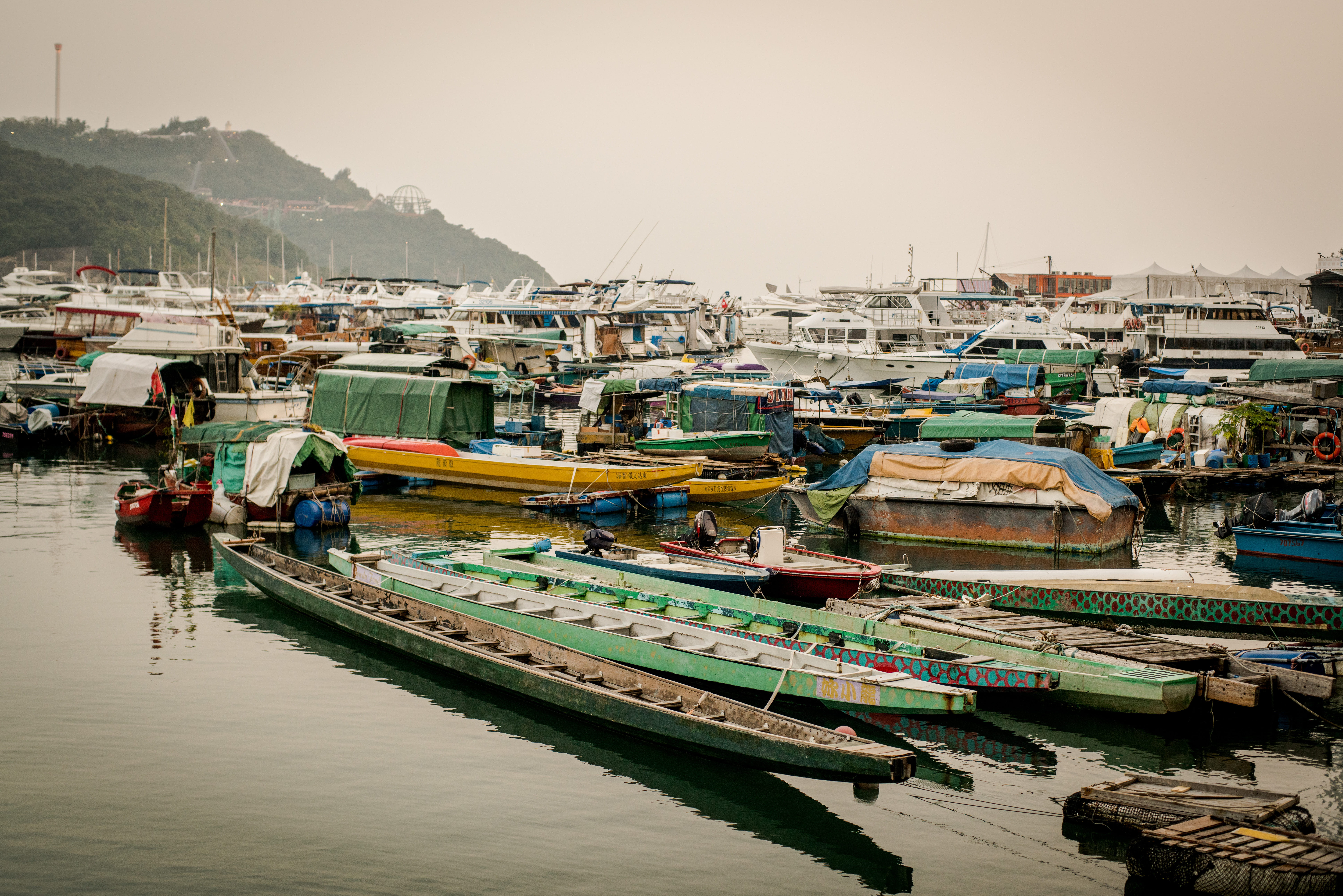 hong kong, travel destinations, 8K, fishing industry, mode of transportation, moored, ap lei chau, built structure, mountain, water, architecture, nautical vessel, HD Wallpaper