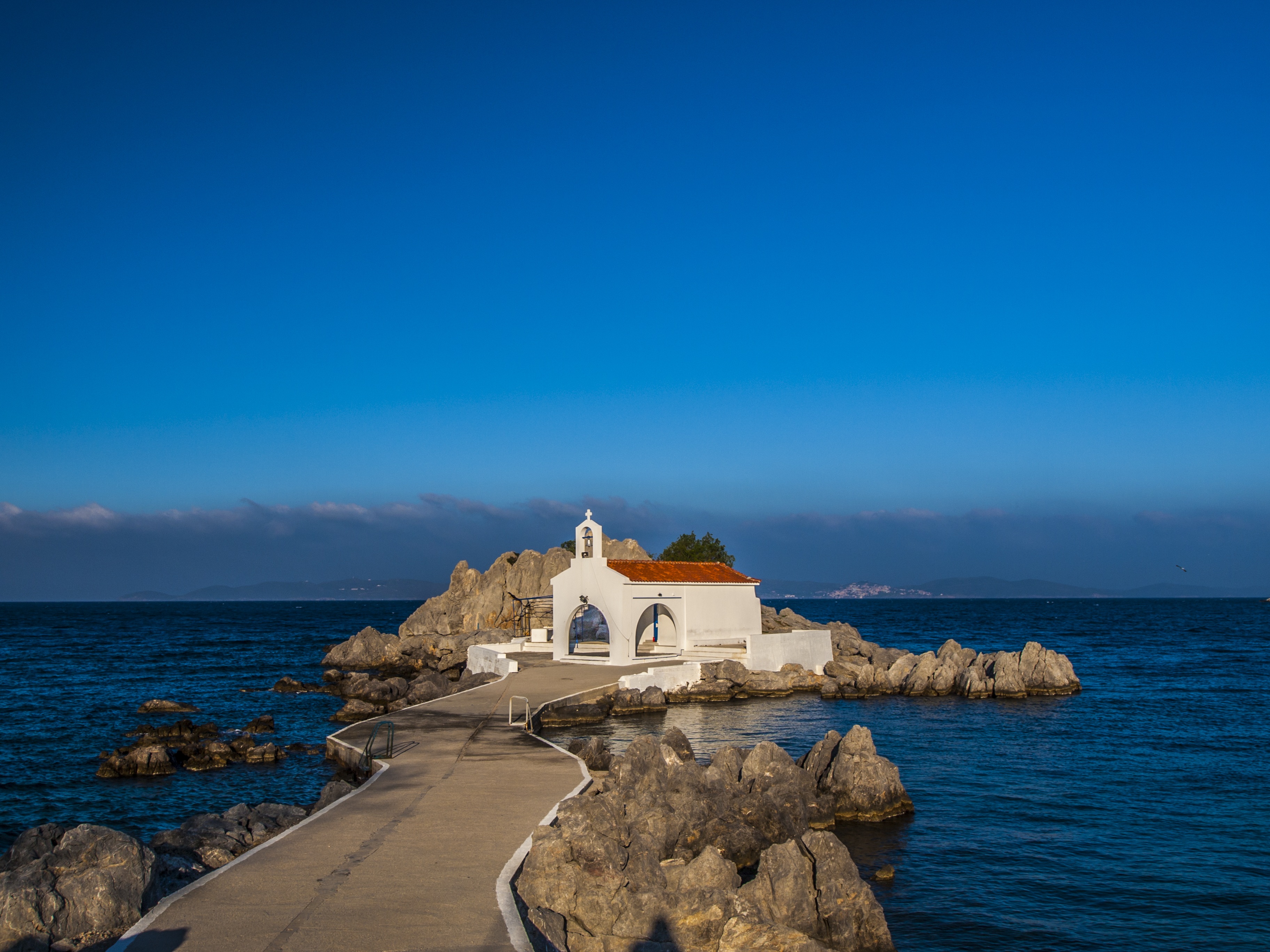 travel destinations, scenics - nature, built structure, outdoors, place of worship, building, land, church, belief, spirituality, no people, water, religion, HD Wallpaper