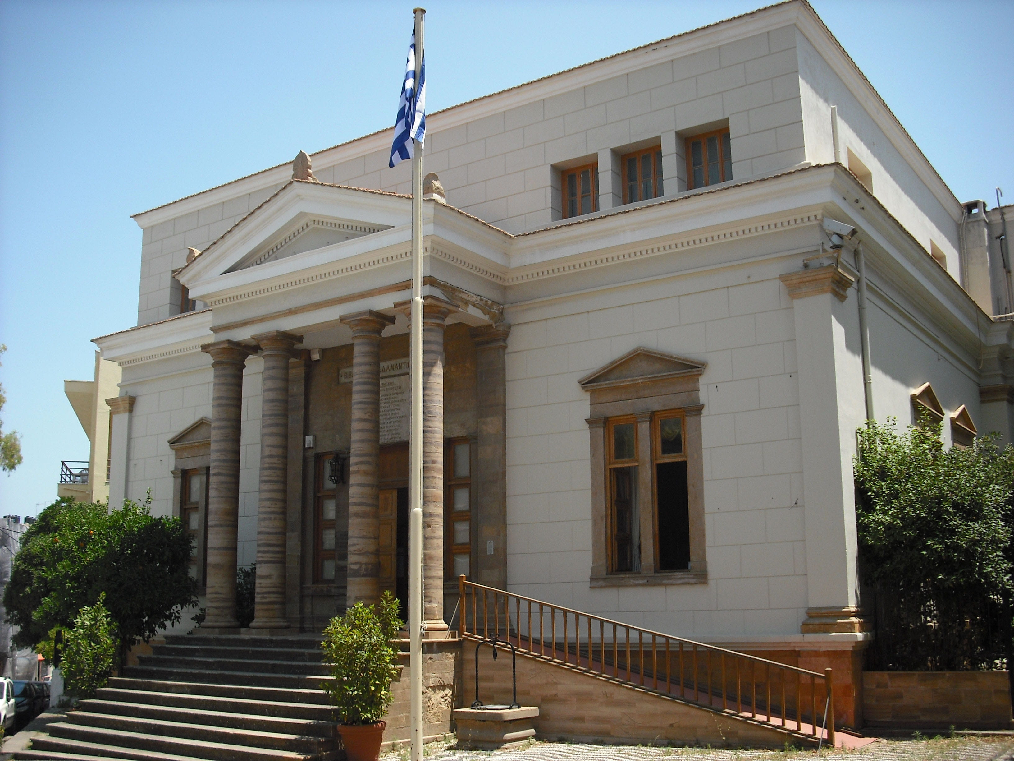 architecture, flag, nature, photos, courthouse, outdoors, public, Chios town, no people, architecture And Buildings, public library, staircase, building Exterior, HD Wallpaper