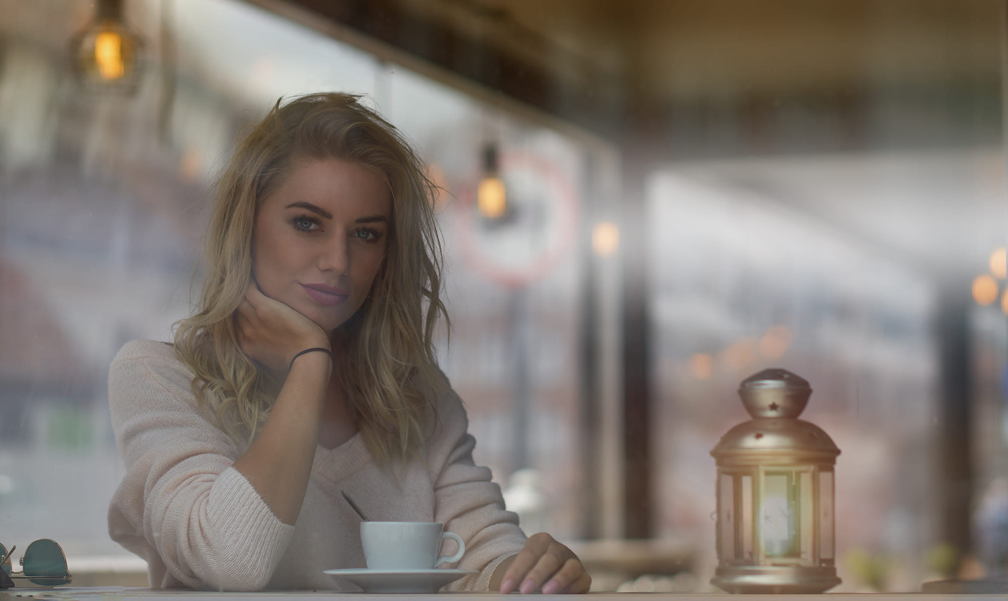 1080P, long hair, coffee - drink, contemplation, hair, drinking, portrait, food and drink, blue eyes, coffee cup, hand on face, young women, Monika Chmielecka, HD Wallpaper