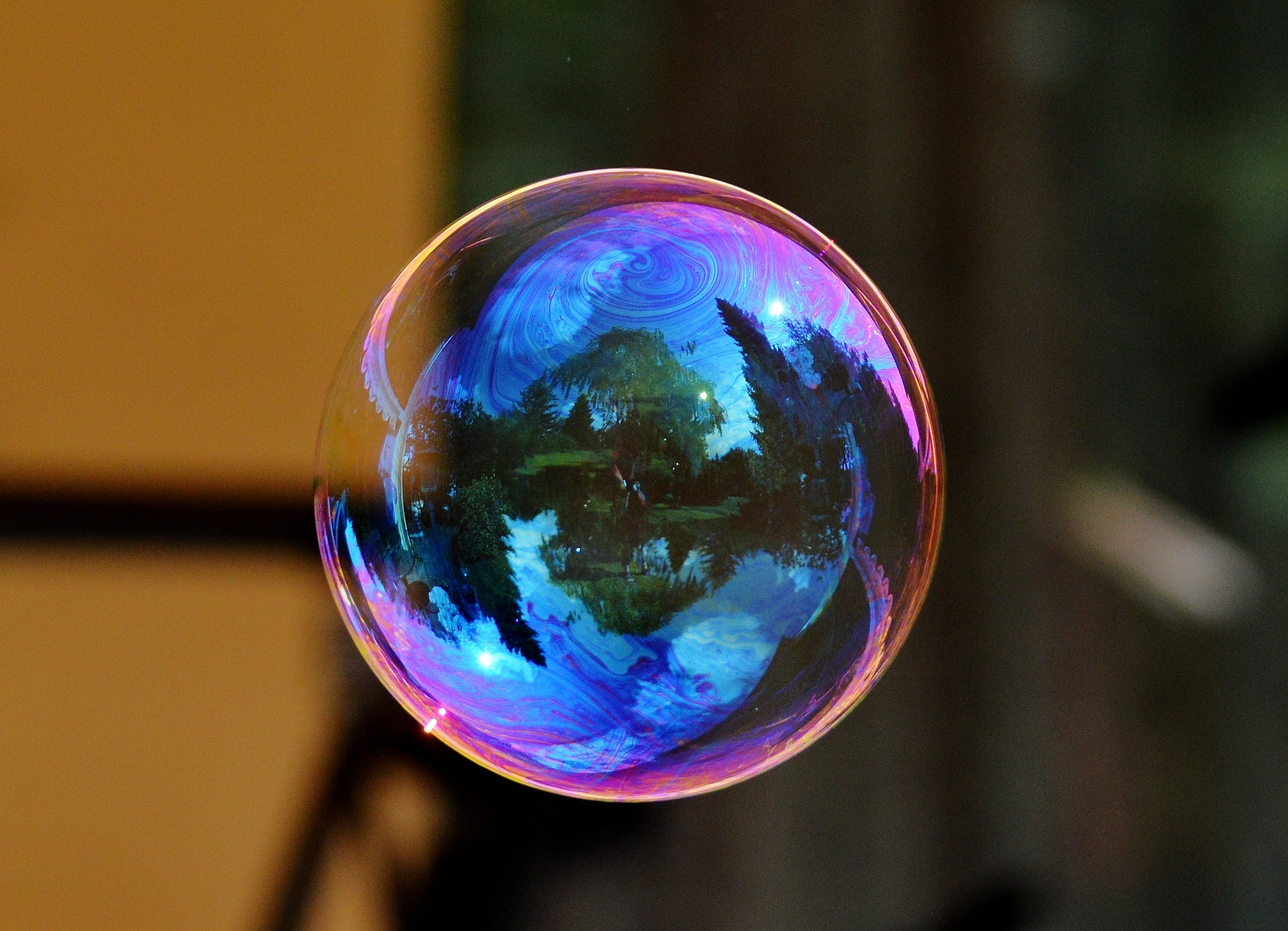 space, bubble, nature, vulnerability, environment, no People, fragility, backgrounds, outdoors, close-up, colorful, geometric shape, 2K, blue, single object, HD Wallpaper
