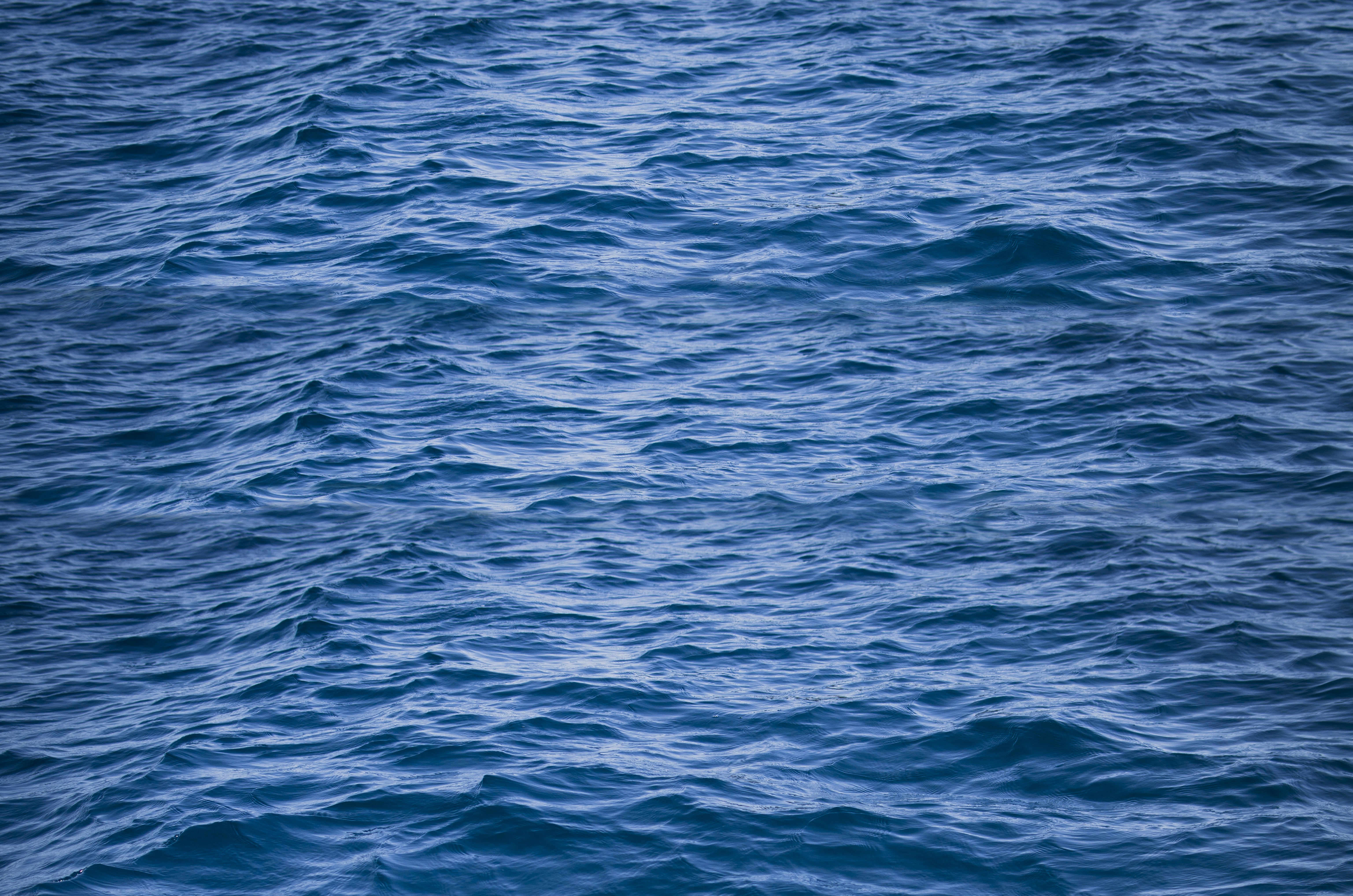 ocean, splash, 5K, scenics - nature, shiny, nature, beauty in nature, nobody, cool, pure, backgrounds, blue, abstract, full frame, vacation, reflection, HD Wallpaper