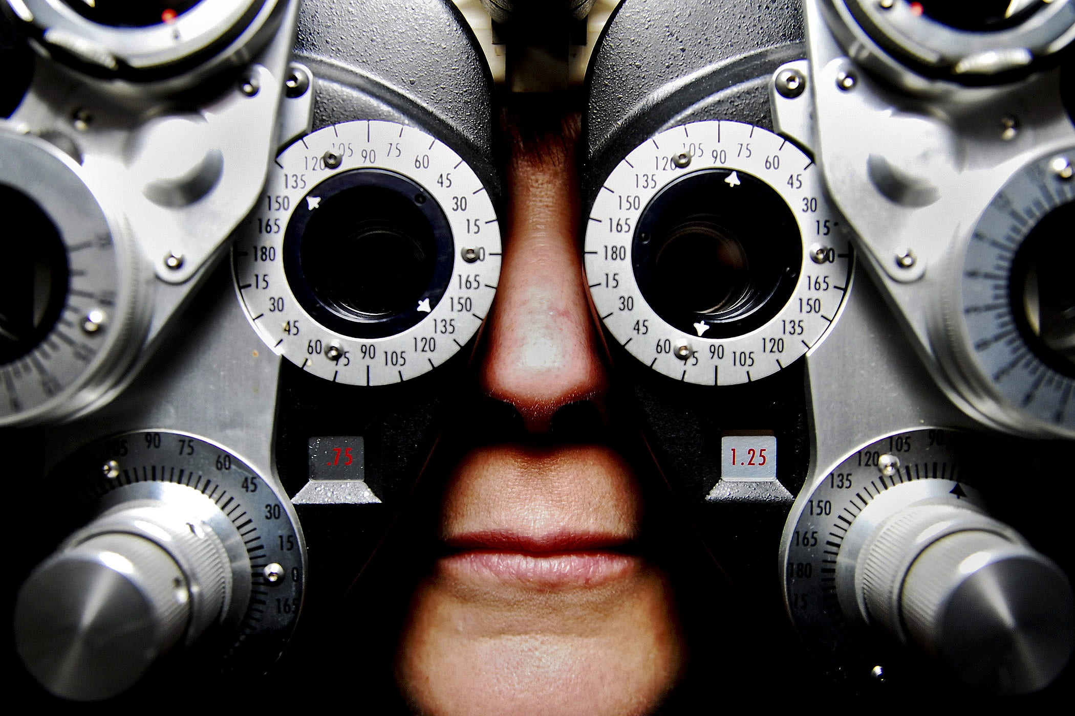 indoors, test, 1080P, eyesight, healthcare, adult, eyeglasses, one person, occupation, lens - optical instrument, black, human body part, portrait, grey, HD Wallpaper