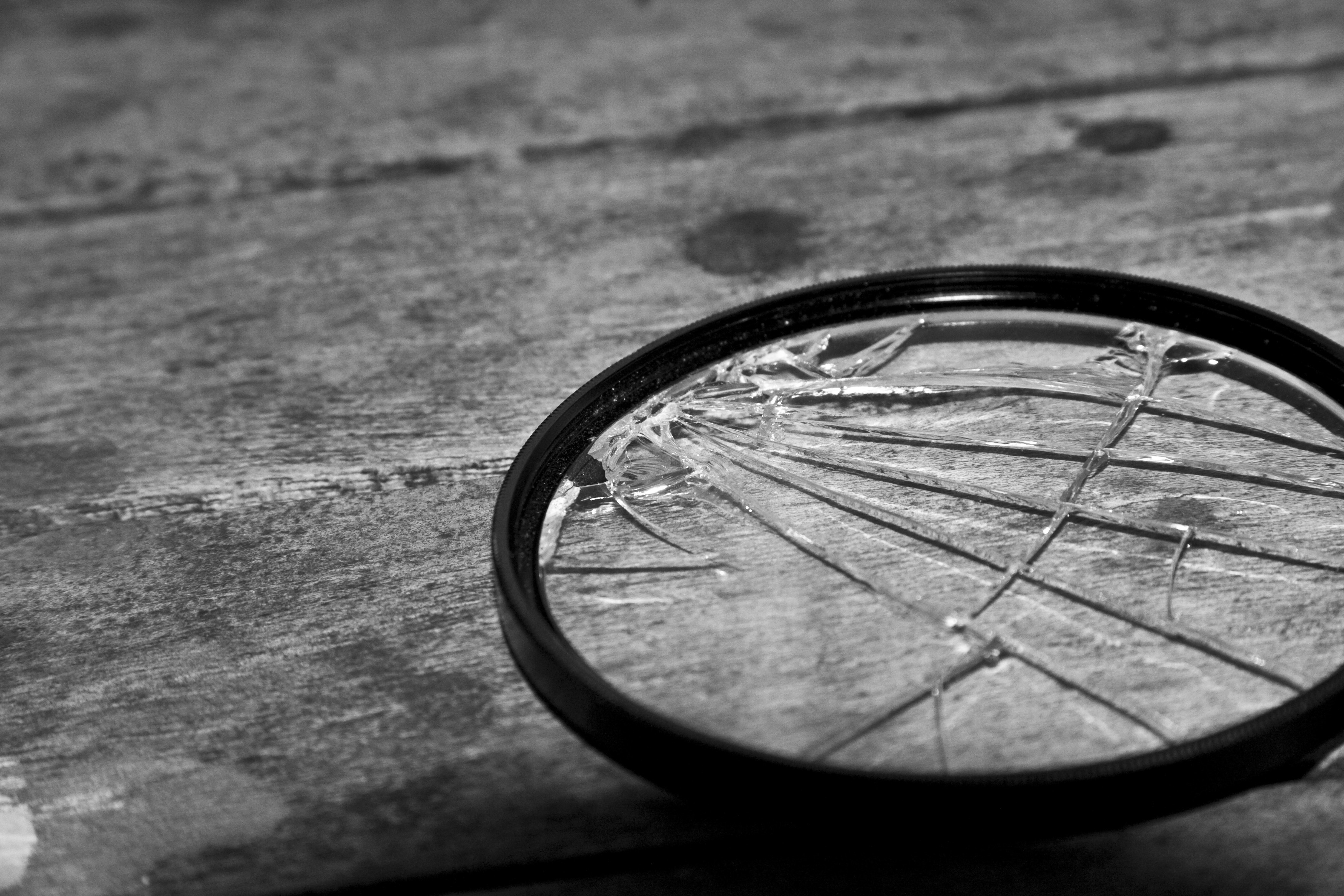 studio, 2K, table, high angle view, optical, geometric shape, transportation, mode of transportation, plastic, focus on foreground, frame, design, white, HD Wallpaper