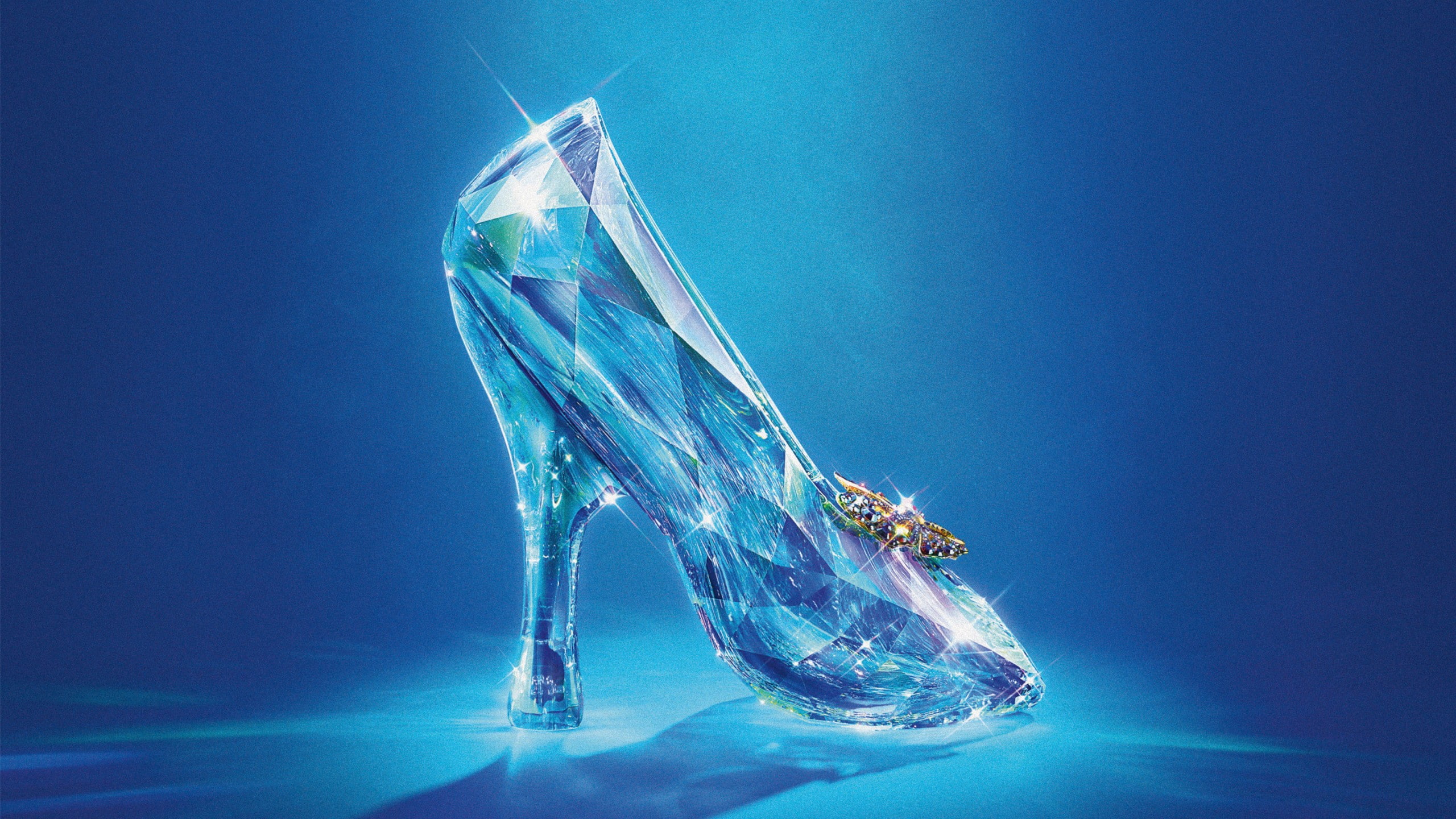 Best Movies of 2015, unpaired, heeled, Lily James, film, romantic, blonde, fog, 2K, glass, Cinderella, shoe, HD Wallpaper
