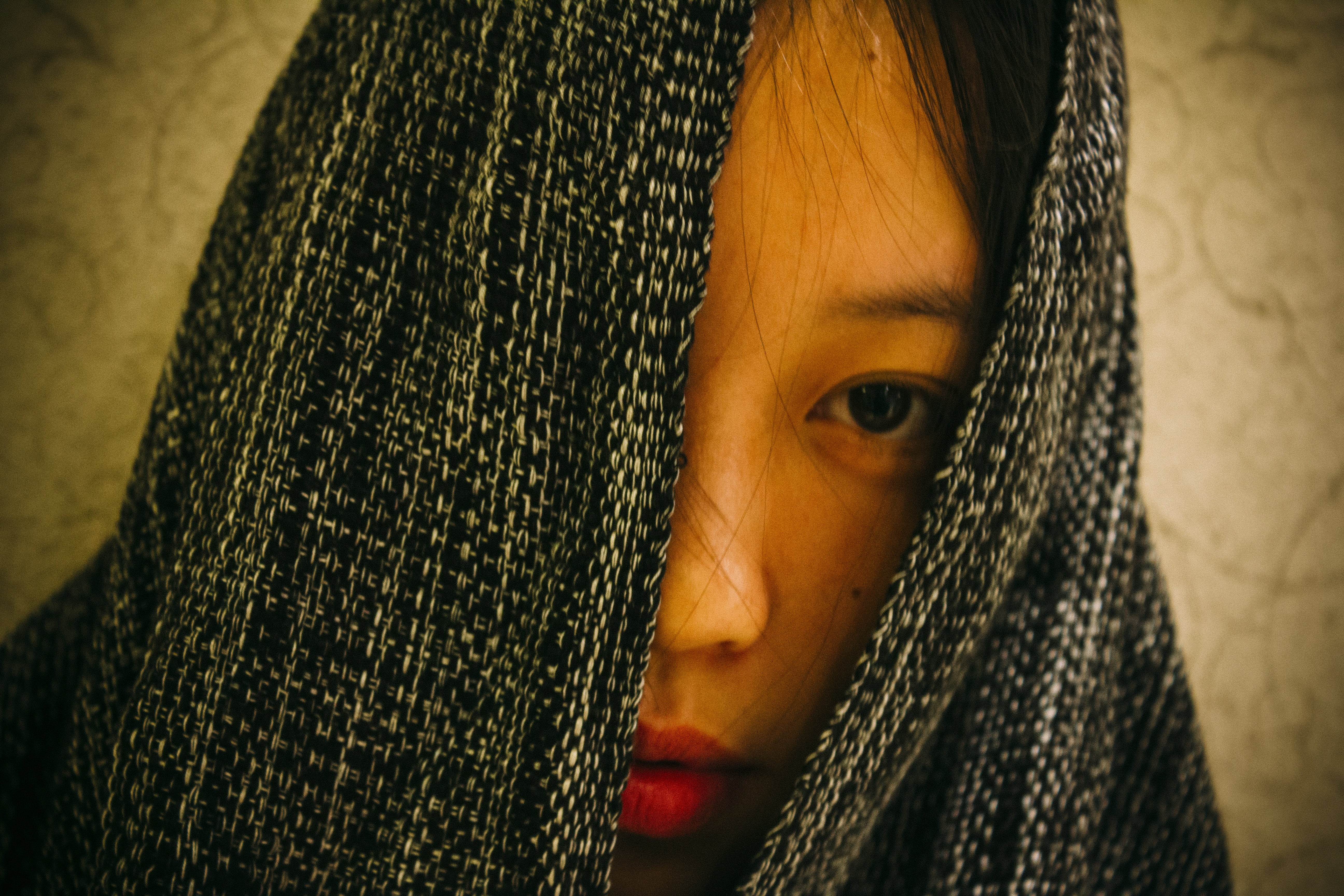 lifestyles, scarf, headshot, mammal, looking At Camera, islam, jane 13, females, one Person, religion, portrait, clothing, adult, innocence, photography, HD Wallpaper