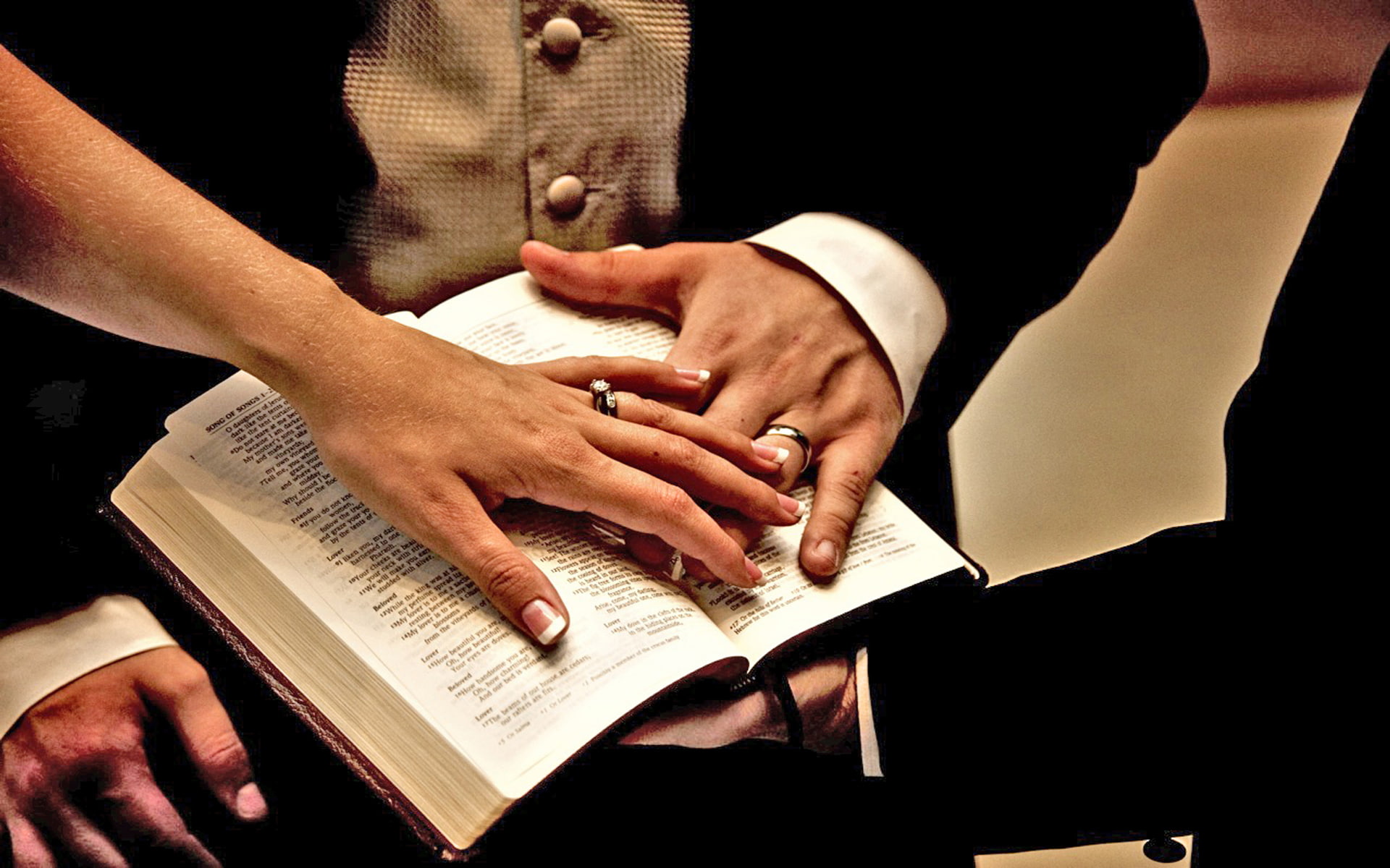 rings, pf, wearing, bible, open, weddng, 1080P, HD Wallpaper