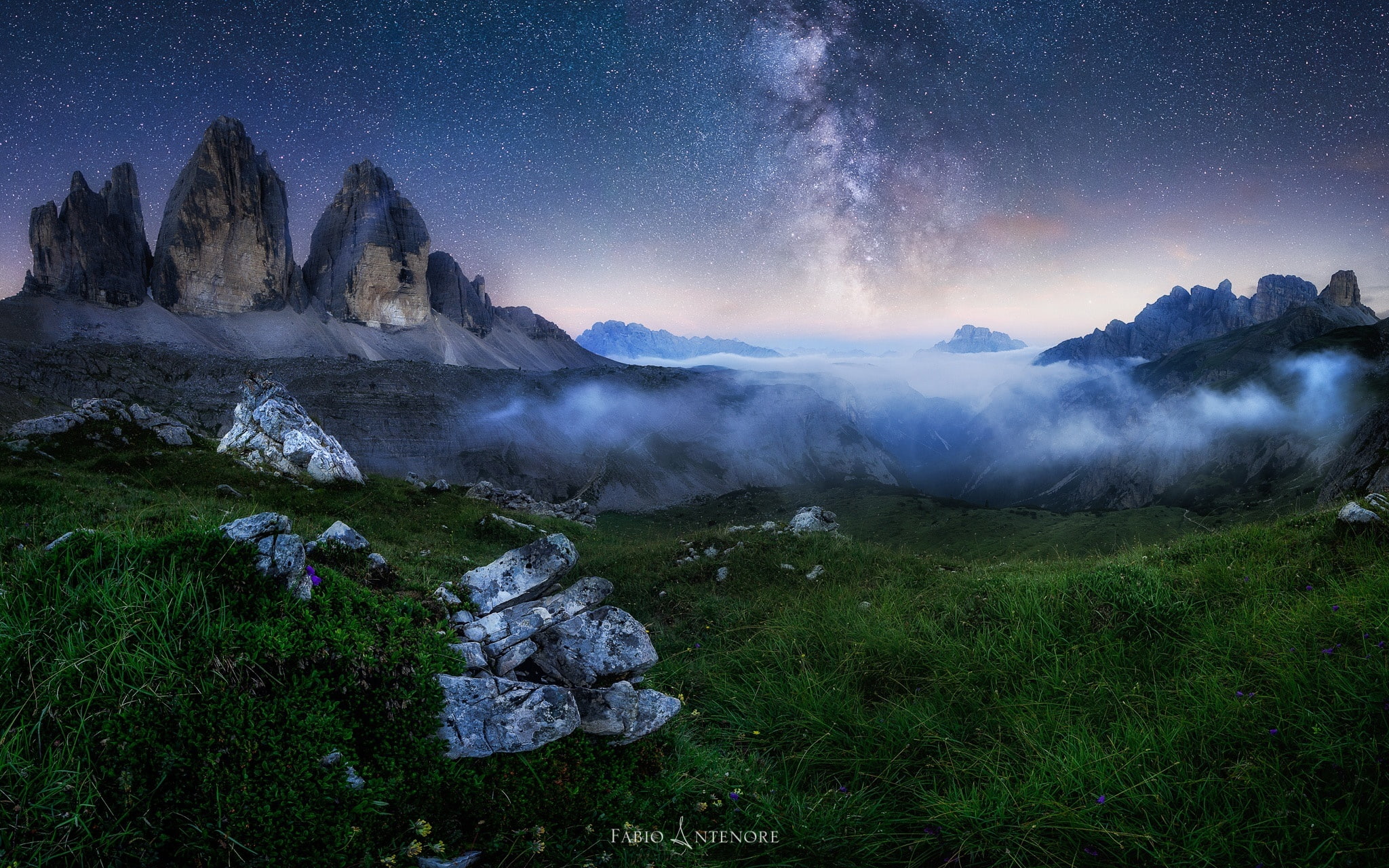  center, galactic, the sky, digital, the milky way, 1080P, night, mountains, milkyway, HD Wallpaper