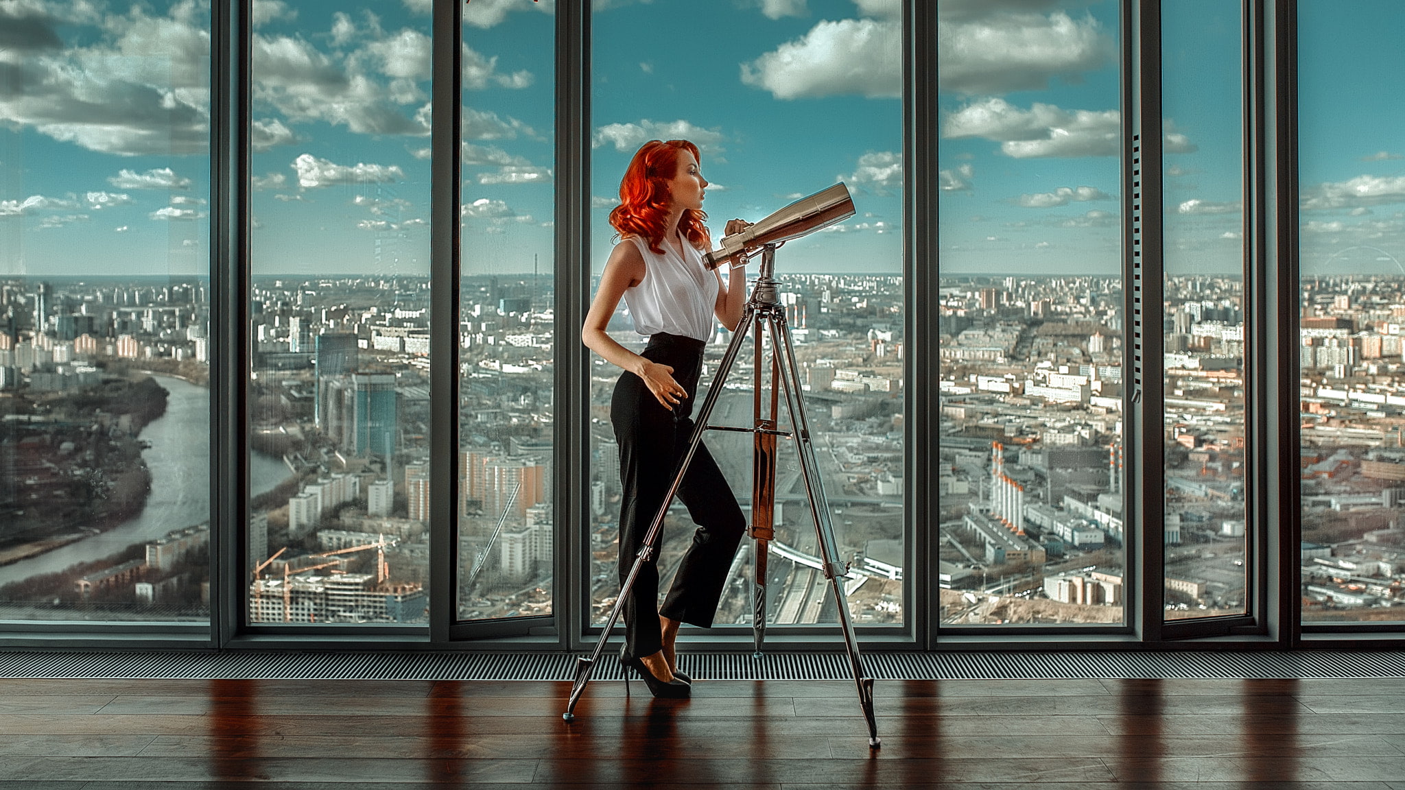 young adult, women, casual clothing, standing, young women, cityscape, day, beautiful woman, full length, window, architecture, adult, glass - material, HD Wallpaper
