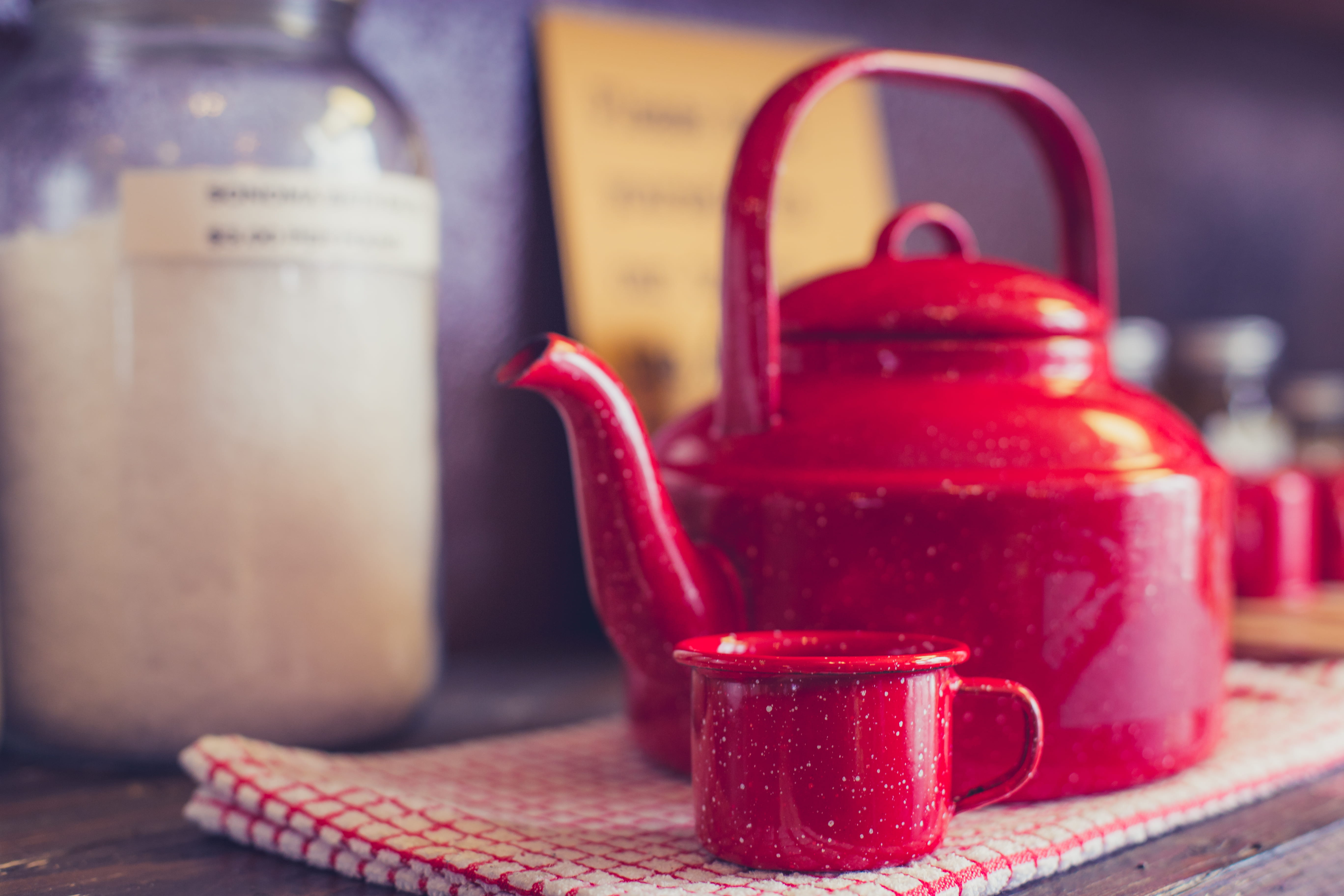 kitchen, mug, gingham, antique, pitcher - jug, indoors, focus on foreground, table, container, tea pot, metal, rustic, teapot, drink, food and drink, focus, HD Wallpaper