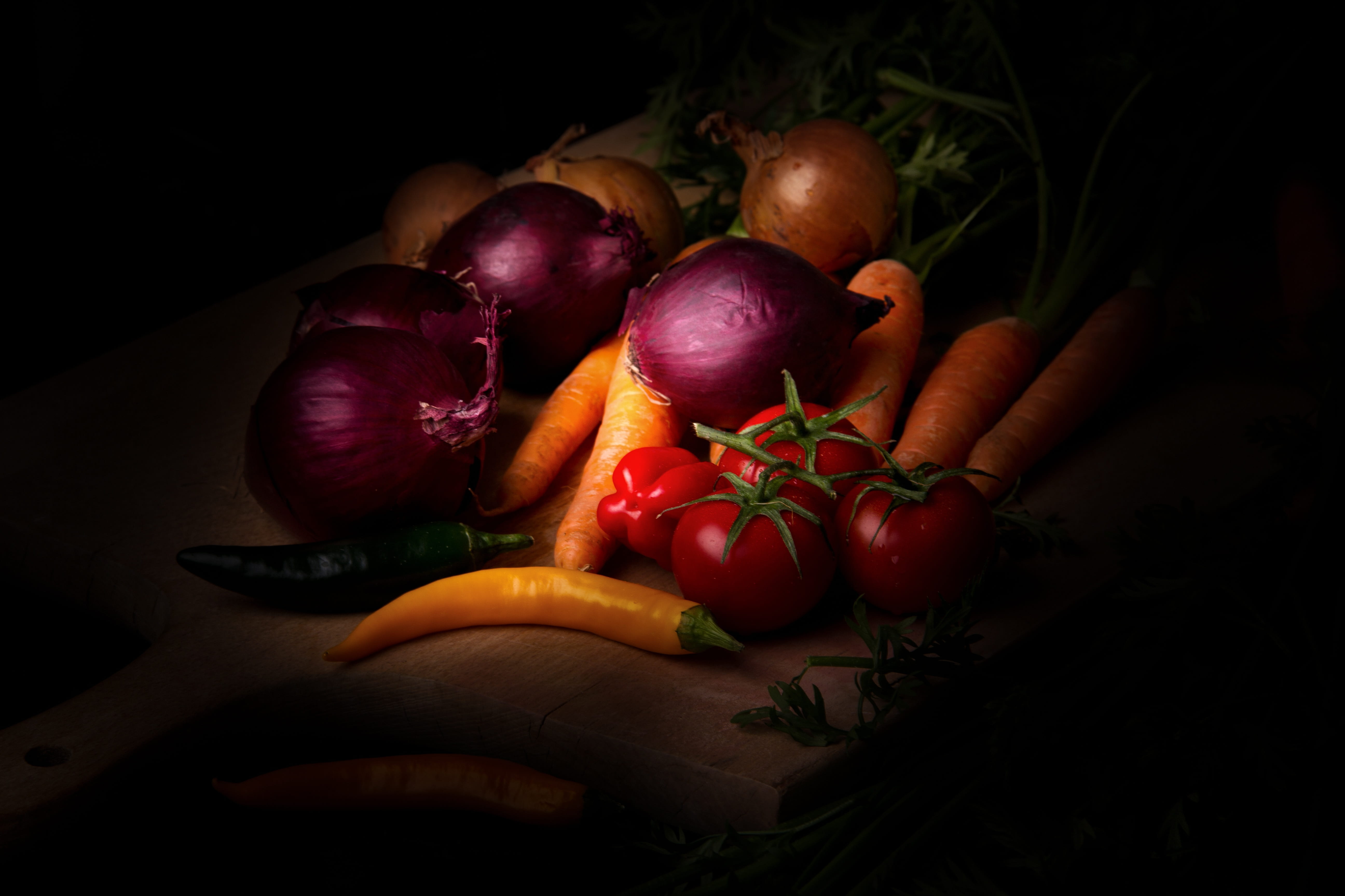 carrots, bell pepper, healthy eating, no people, nature, vegan, arrangement, vitamins, indoors, food photography, chilli, choice, tomato, freshness, black background, HD Wallpaper