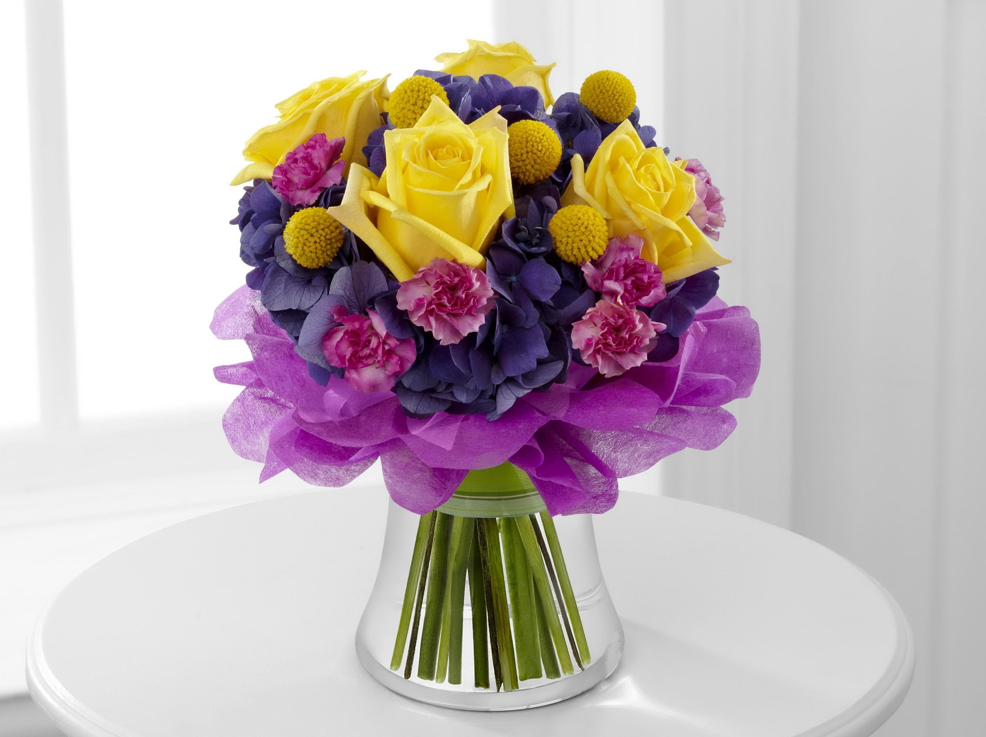 bunch of flowers, elegance, carnations, backgrounds, flower Head, bunch, vulnerability, still life, beauty in nature, love, birthday, vase, fragility, flower, HD Wallpaper