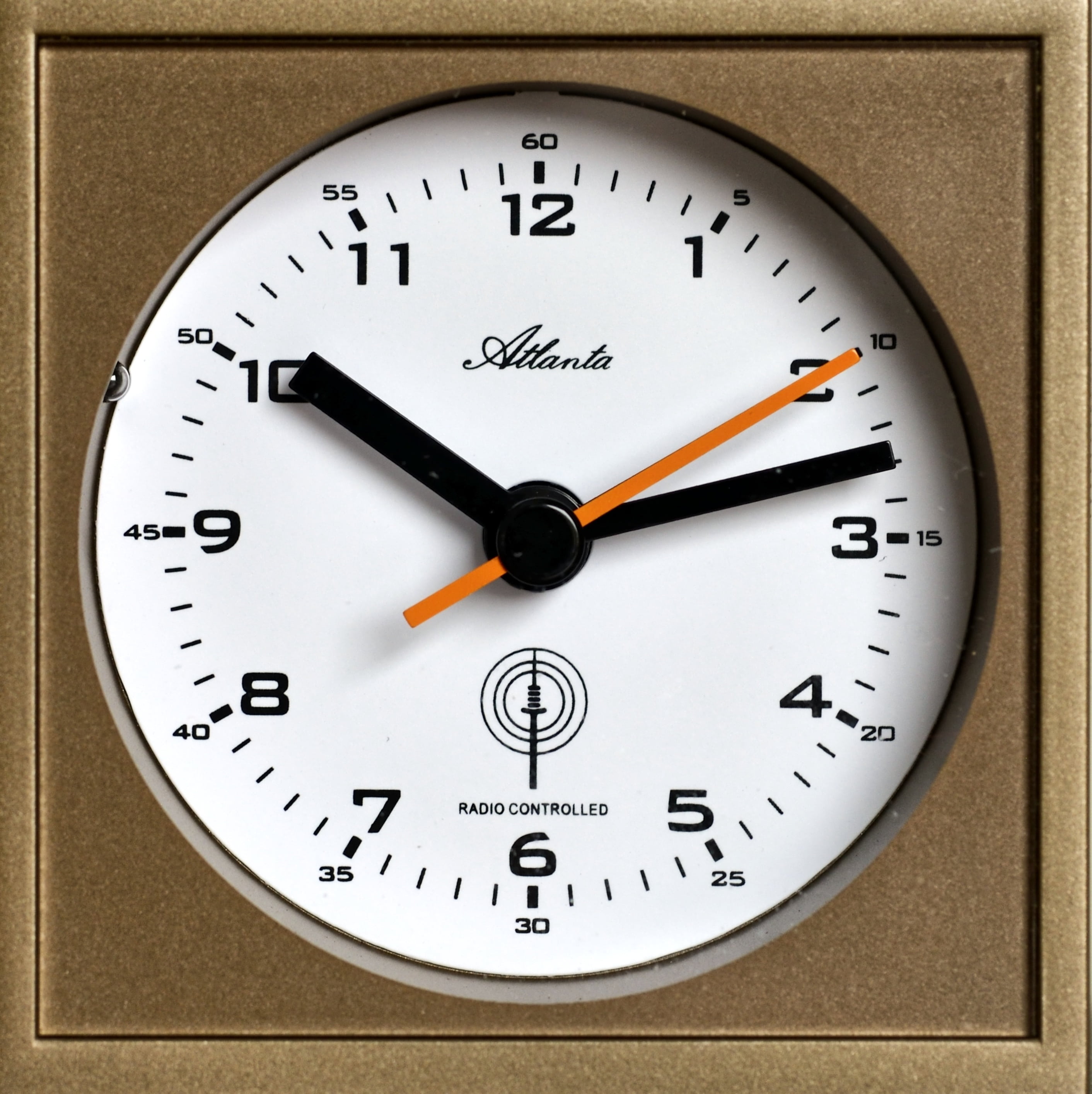 time, close-up, no people, wall clock, analog, clock, number, hour, circle, indoors, time of, deadline, instrument of measurement, 2K, clock Face, instrument of time, Phone HD Wallpaper