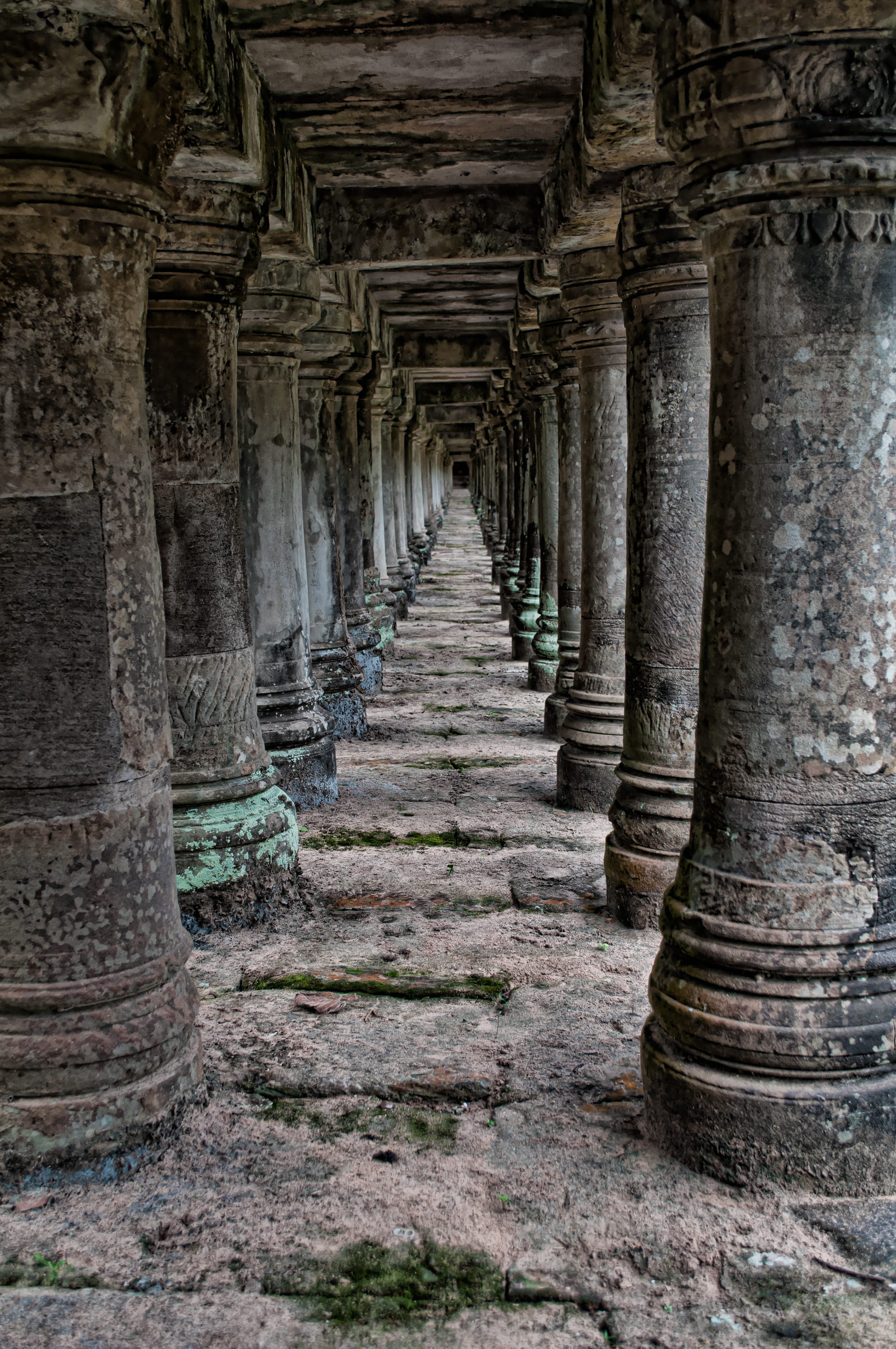 no people, historic, civilization, dramatic, travel destinations, tunnel, cracked, cambodia, famous, landmark, pillars, Asian, built structure, culture, Phone HD Wallpaper