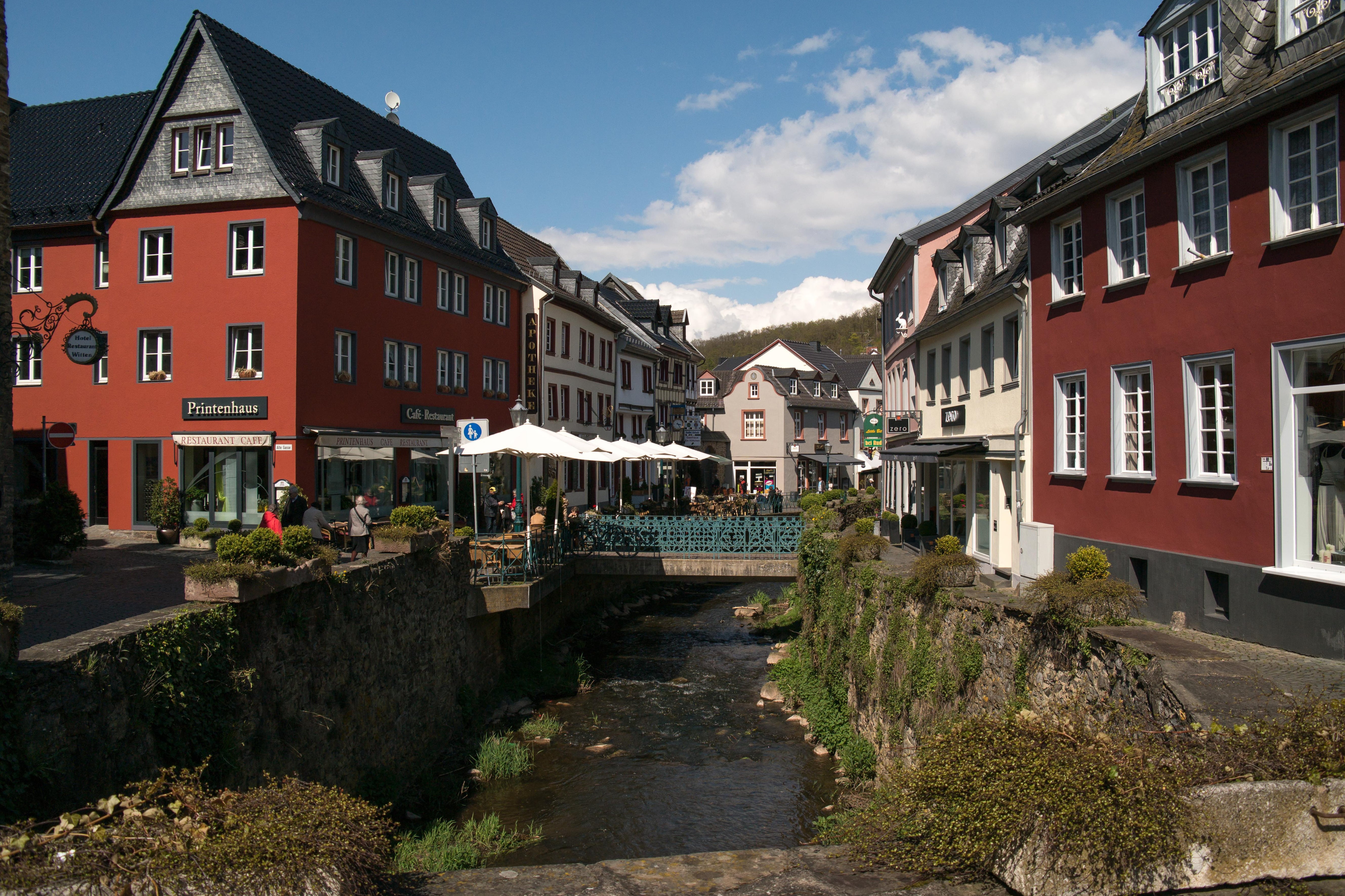 built structure, outdoors, germany, building exterior, house, historic old town, row house, water, building, downtown, town, architecture, transportation, HD Wallpaper