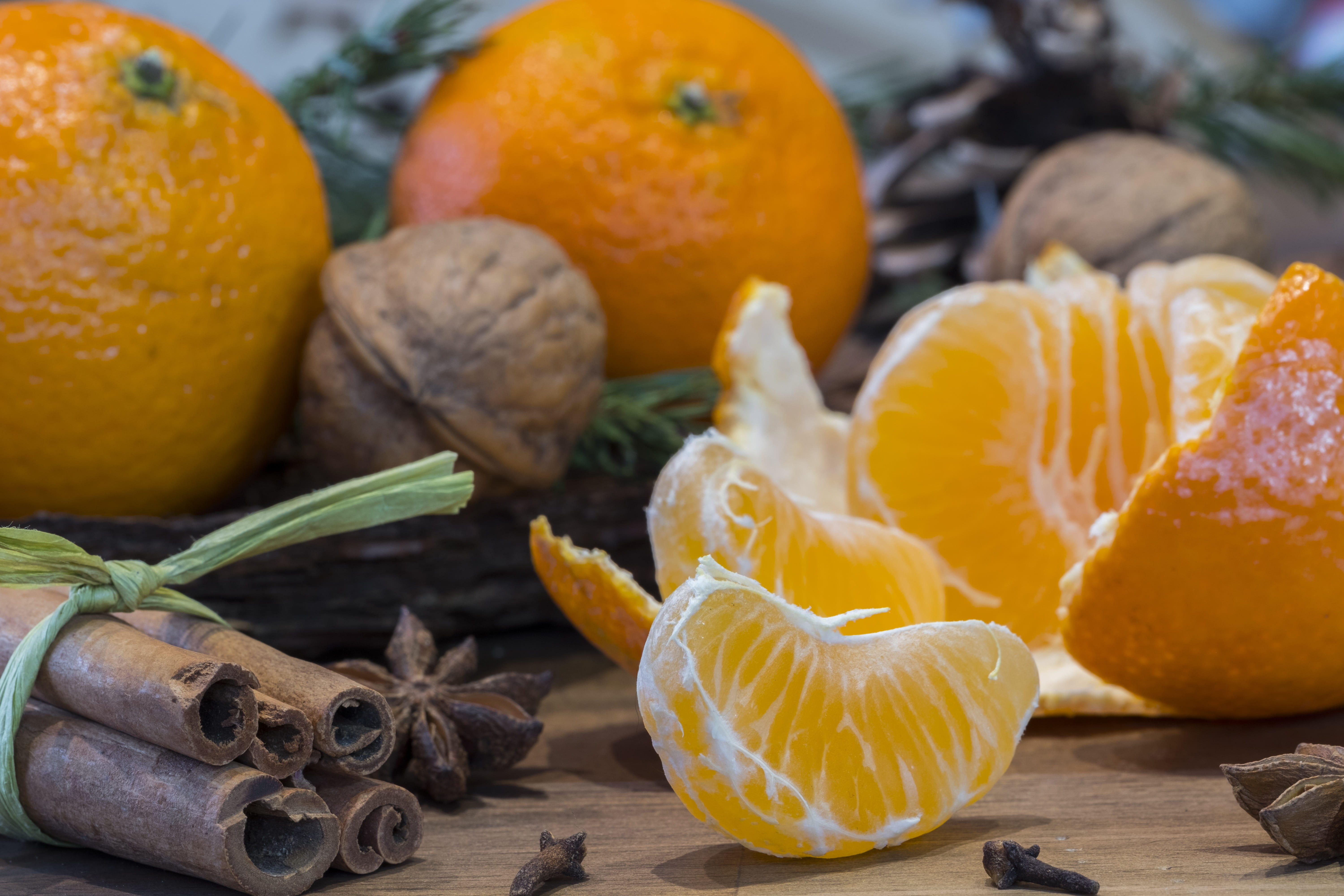 wellbeing, food and drink, table, fruit, christmas, orange color, spice, orange - fruit, cinnamon, carnation, still life, tangerine, no people, mandarin, HD Wallpaper