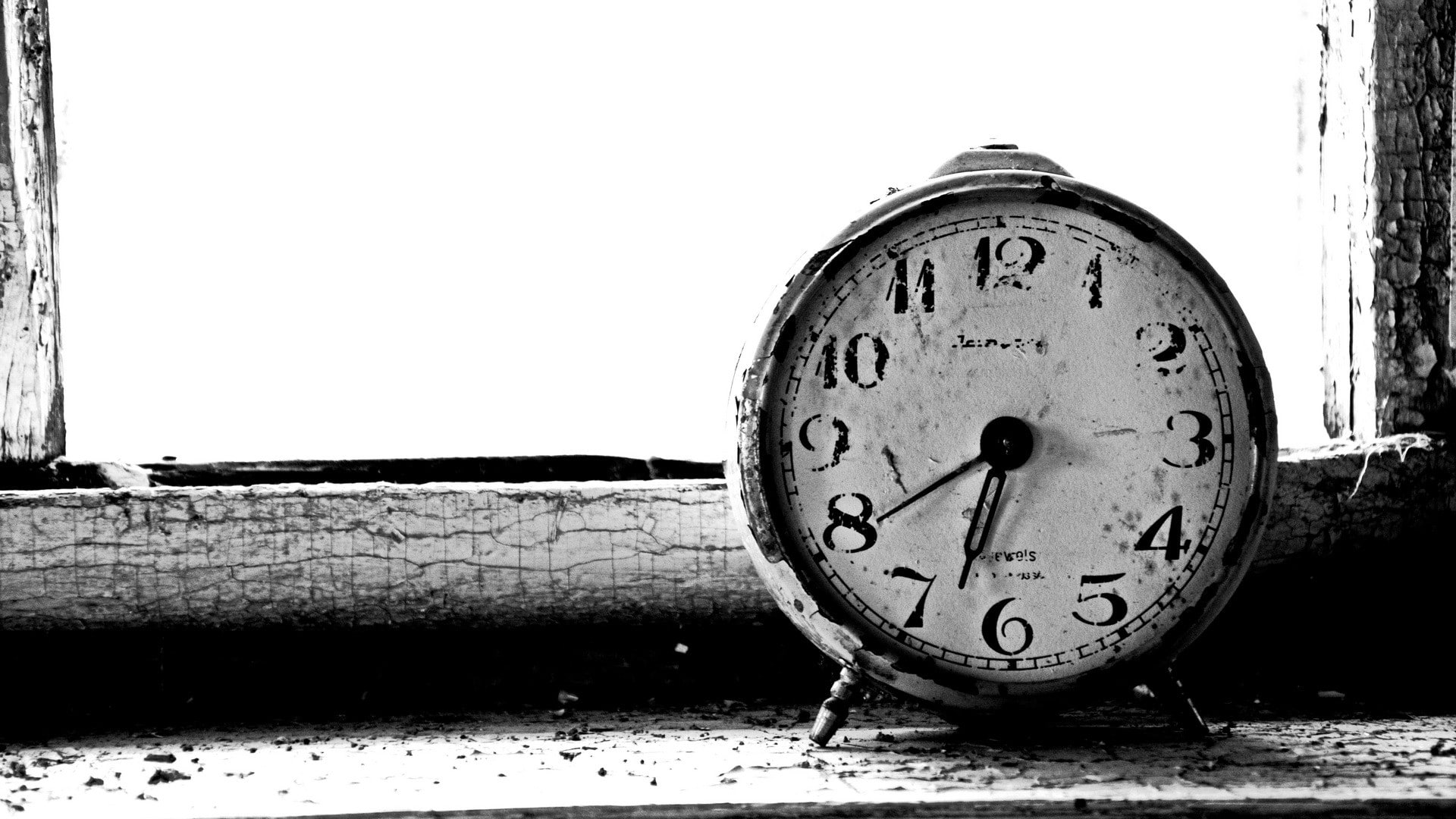geometric shape, transportation, day, no people, number, instrument of time, watch, outdoors, clock, minute hand, shape, copy space, close-up, abandoned, HD Wallpaper