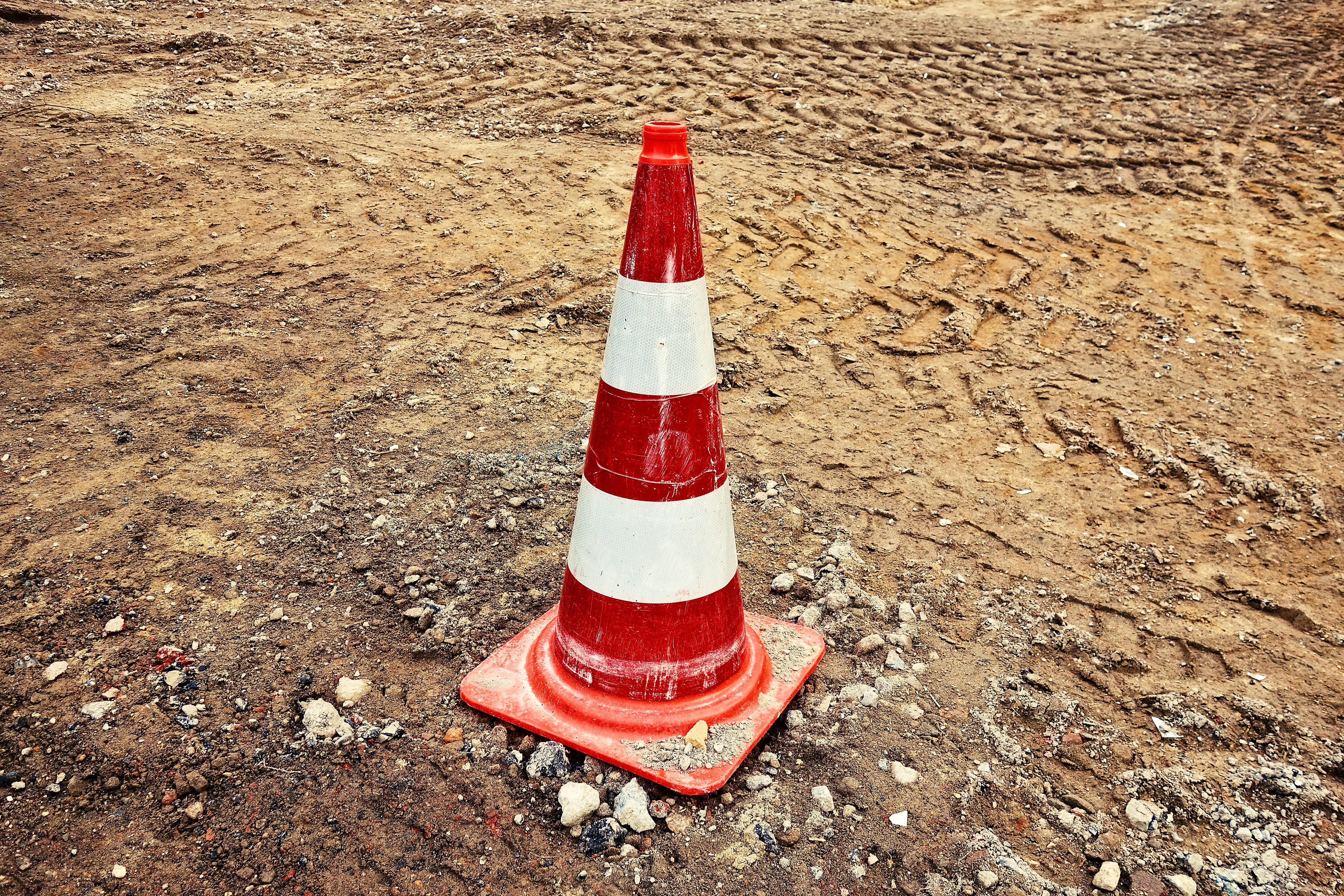 nature, construction industry, traffic cones, red-white stripes, land, safety cones, sign, safety, marking, boundary, field, security, sunlight, traffic cone, HD Wallpaper