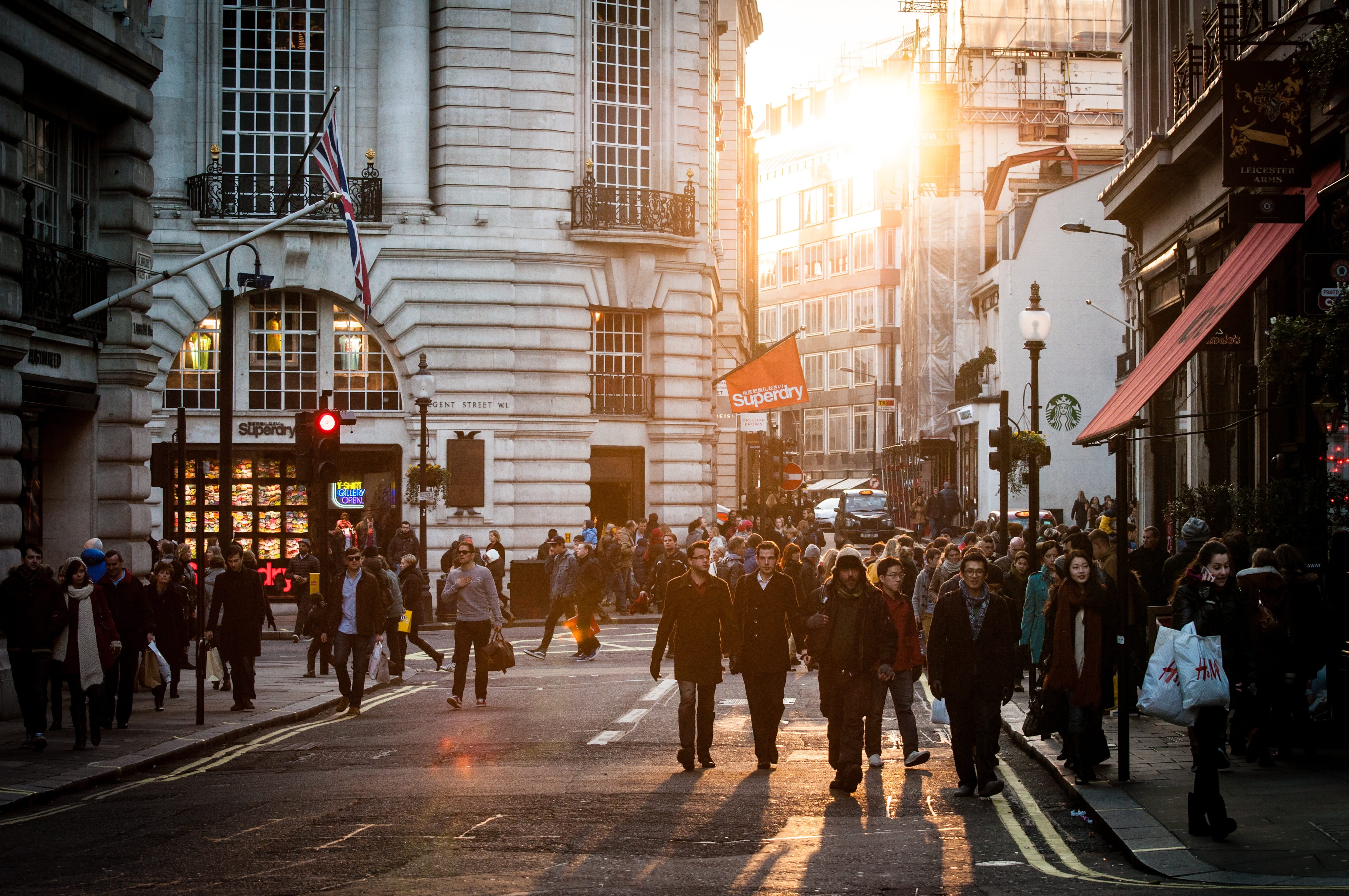 city life, sidewalk, transportation, building, 4K, built structure, street, outdoors, photo, shops, people, busy, city, urban, lens flare, walking, lifestyles, HD Wallpaper