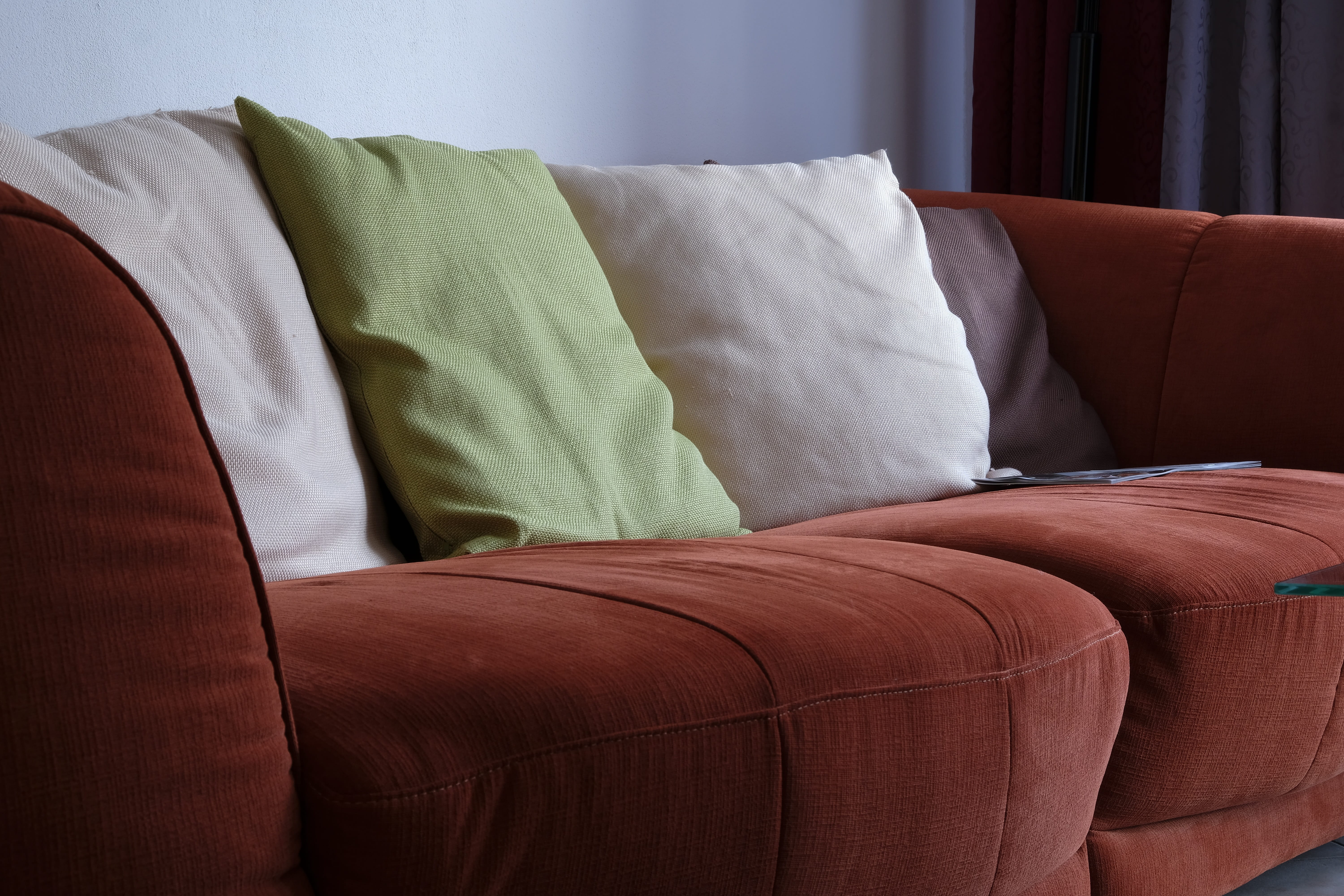 seating furniture, sit, no people, bench, clean, absence, chair, relax, couch, sofa, luxury, leather, seat, quiet zone, pillow, home interior, relaxation, HD Wallpaper