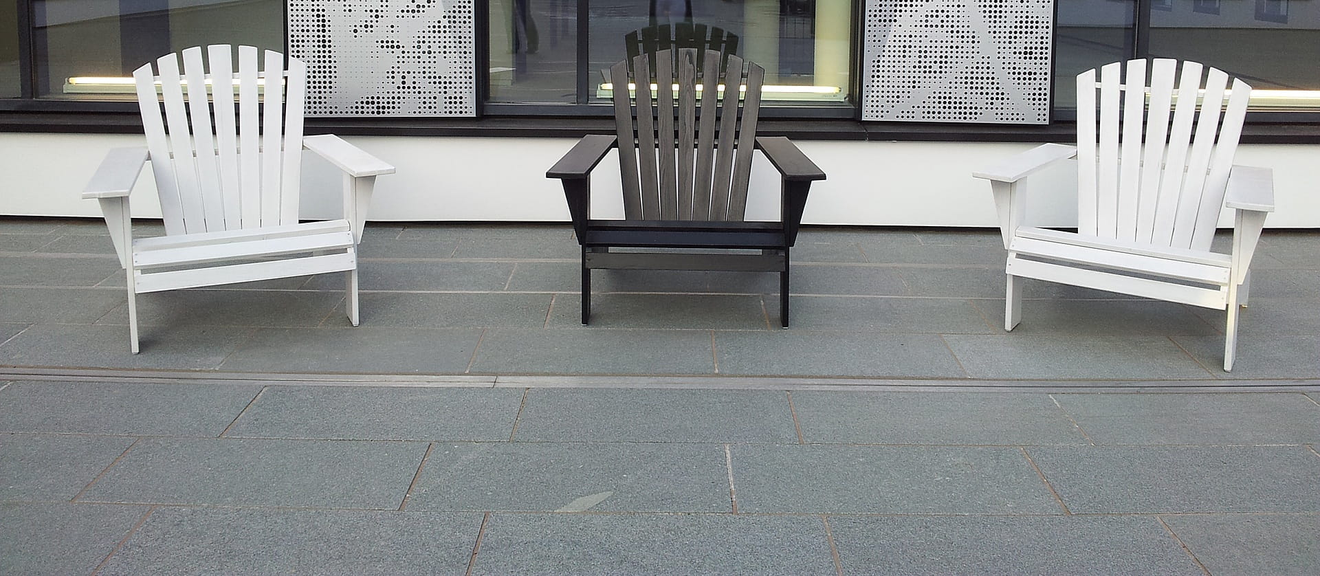 quiet zone, furniture, sit, break, day, absence, empty, reflection, Chairs, chair, built structure, no People, Rest, Relaxation, relax, building exterior, HD Wallpaper